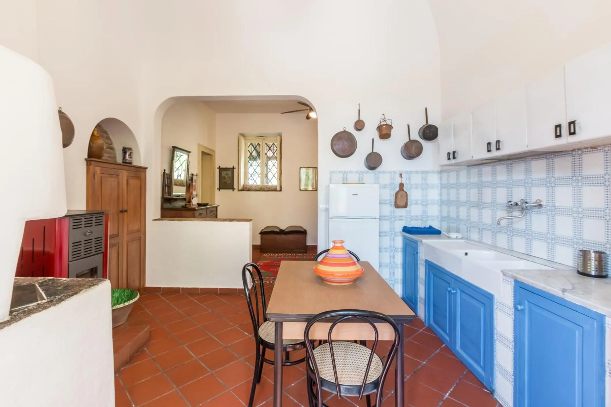 Kitchen or kitchenette in Etna B&B La casa di Pippinitto