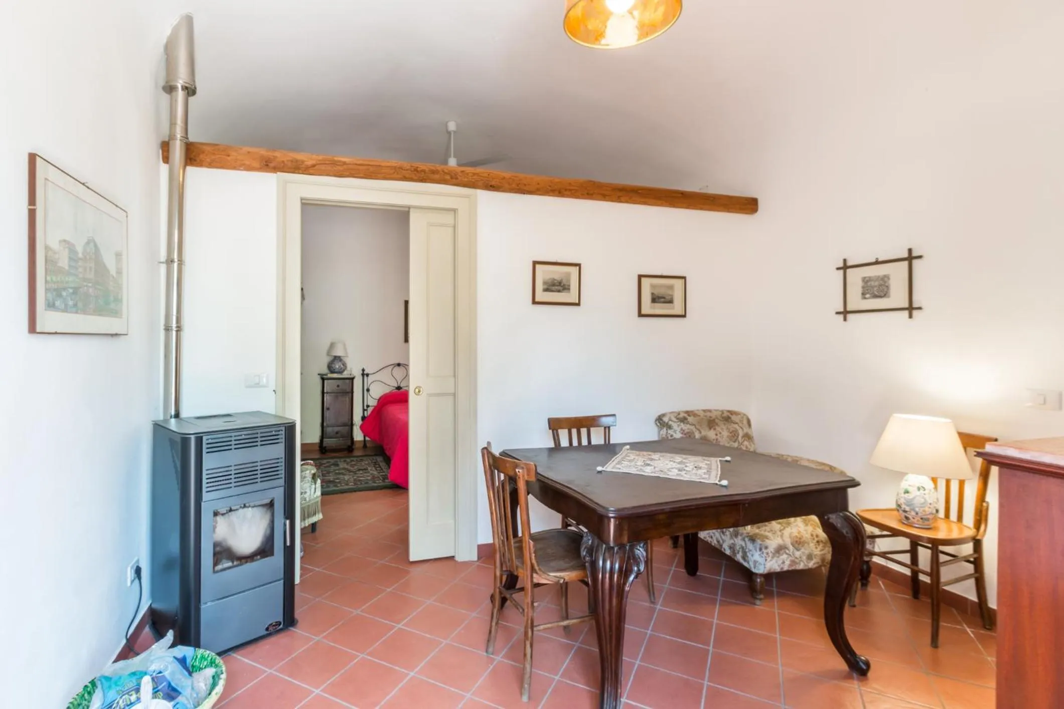 Photo of the whole room in Etna B&B La casa di Pippinitto