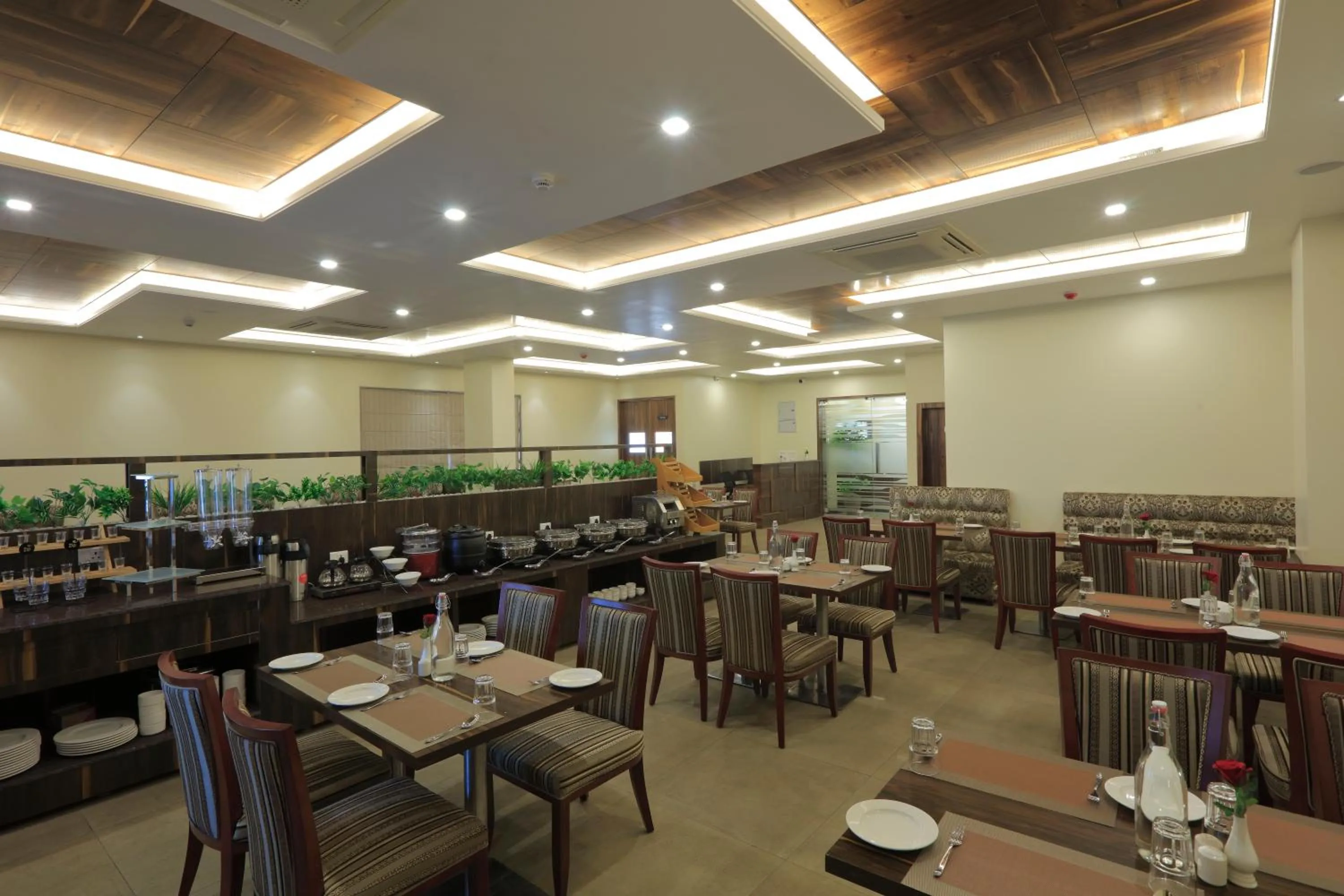 Restaurant/places to eat in Zip By Spree Hotels Kolhapur