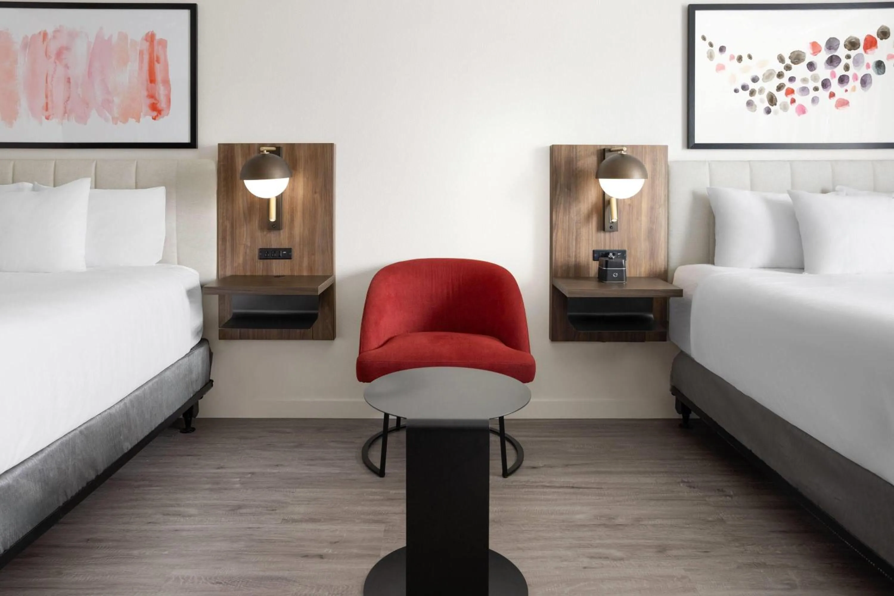 Photo of the whole room, Bed in Hawthorn Extended Stay by Wyndham Jackson Alpine