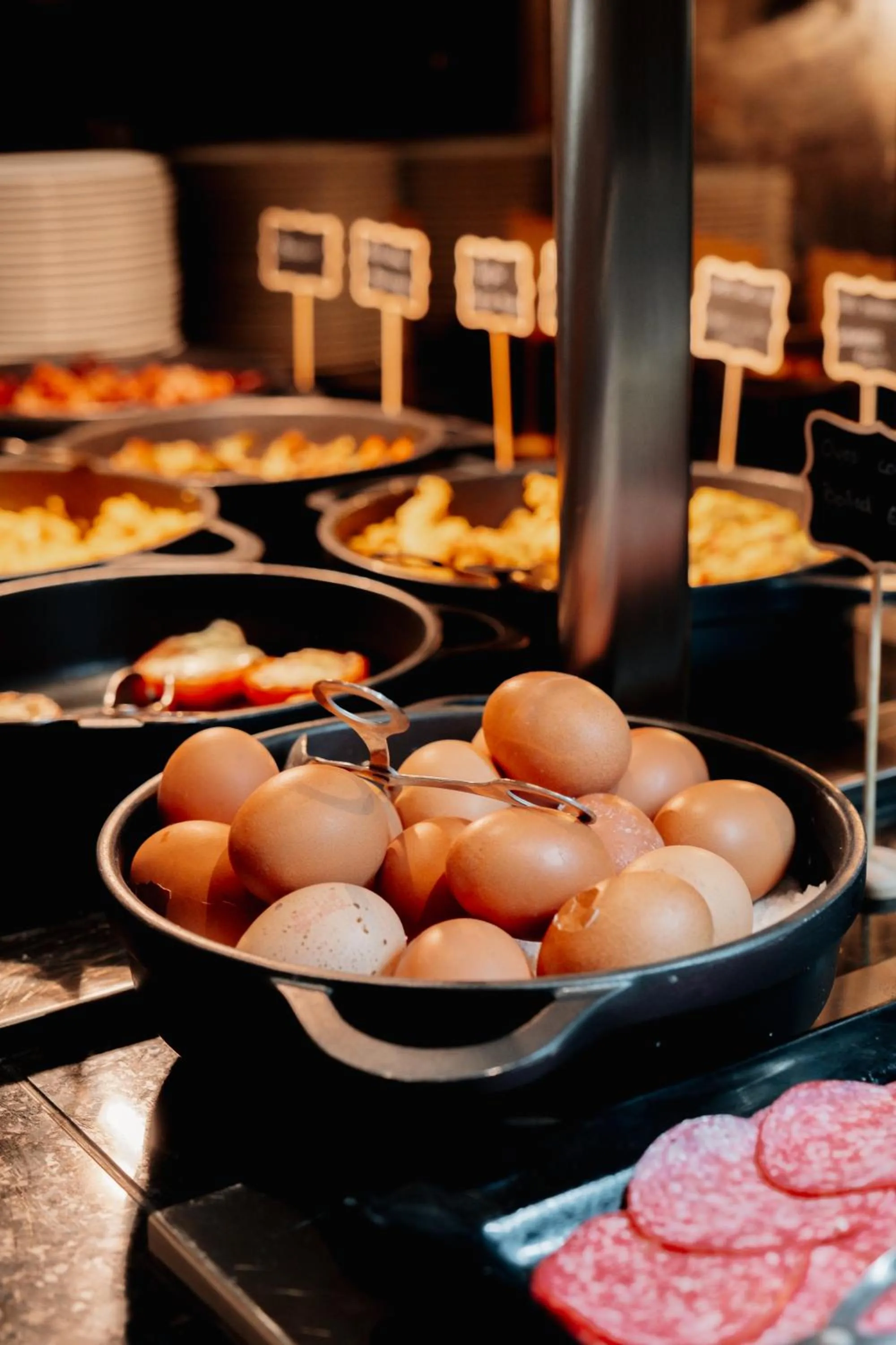 Restaurant/places to eat in The Log Porto Hotel by Piamonte Hotels