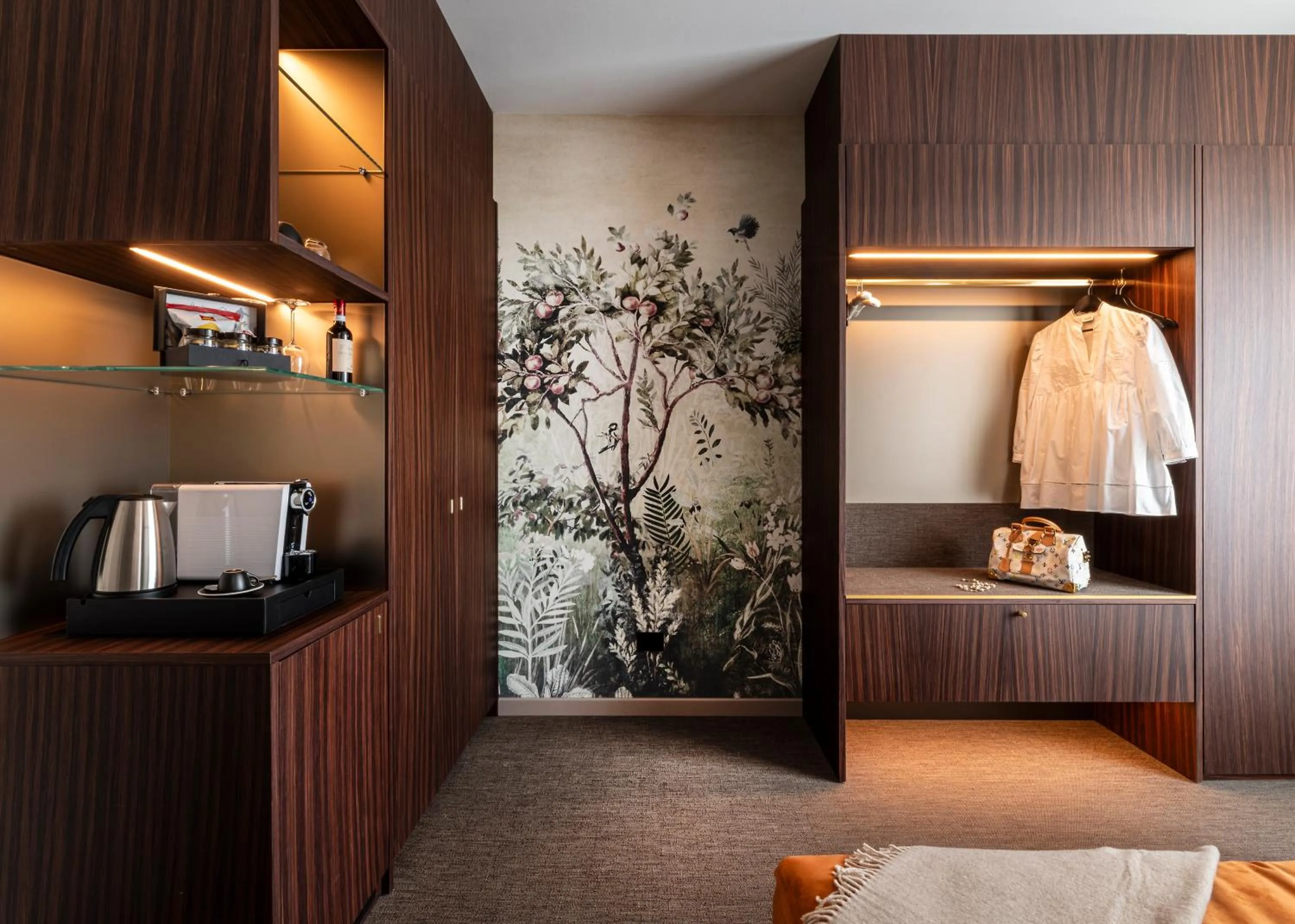 Bed in Duomo Hotel & Apartments