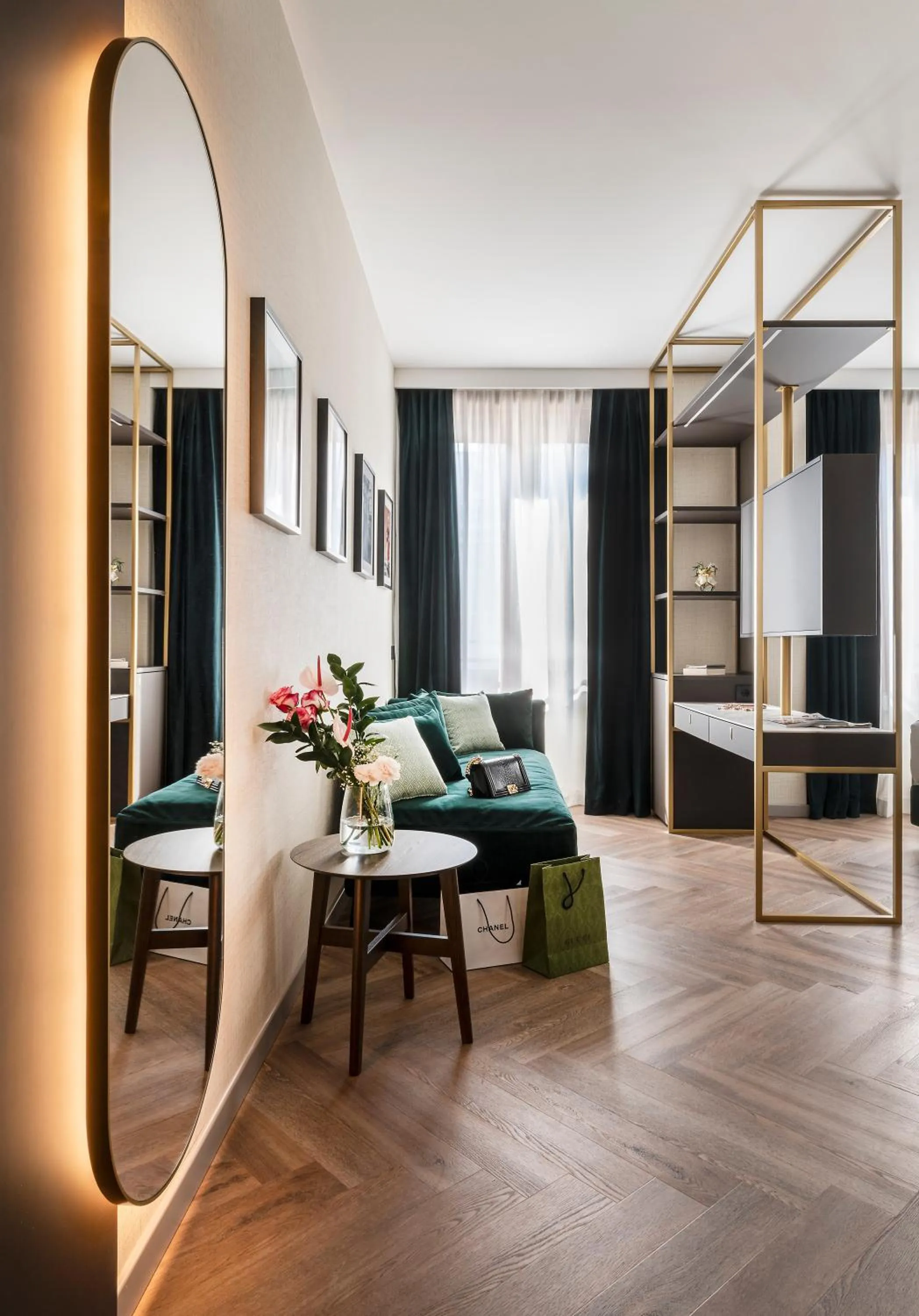 Bed in Duomo Hotel & Apartments