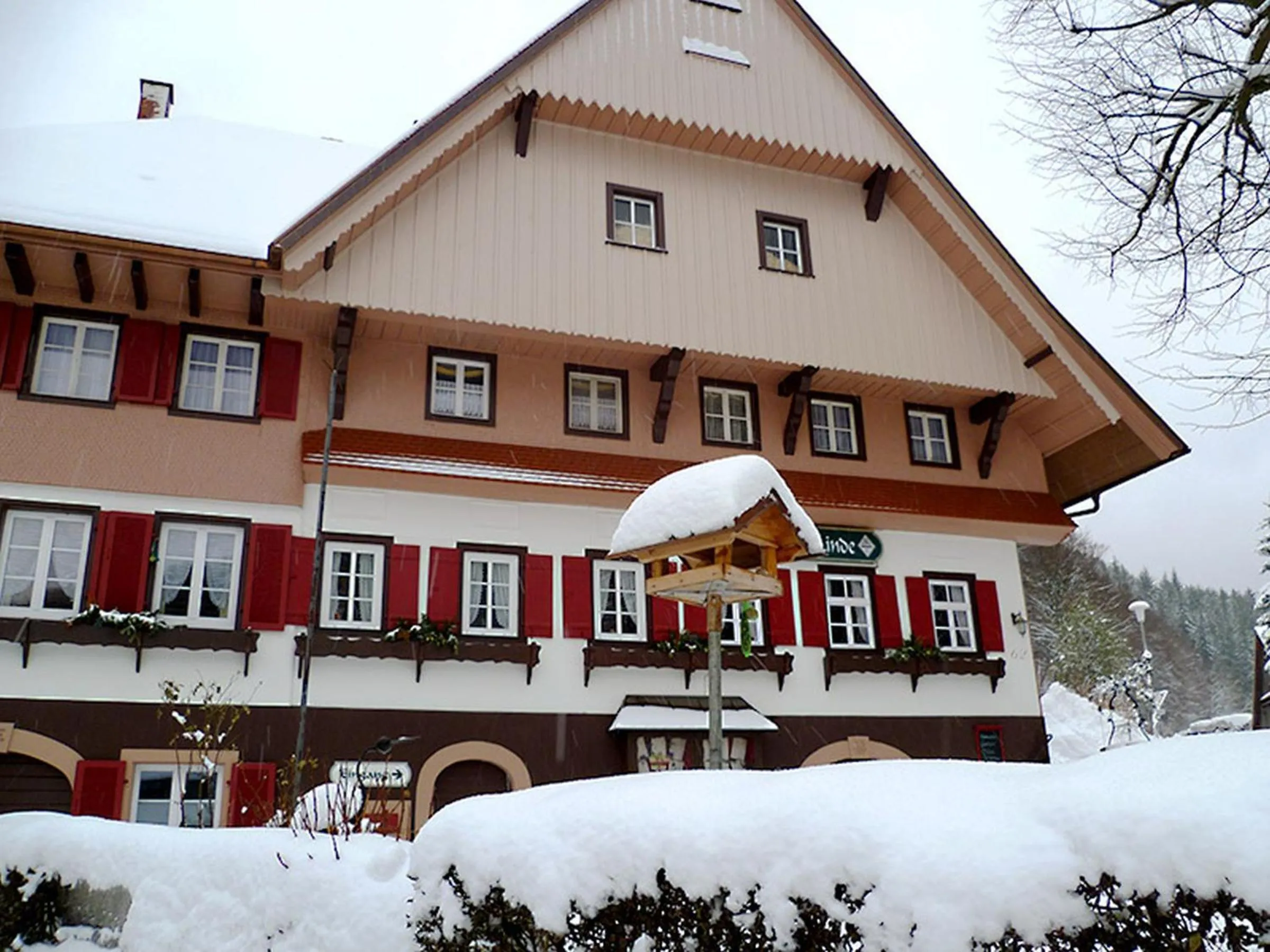 Property building in Gasthaus Zur Linde Ferienwohnungen