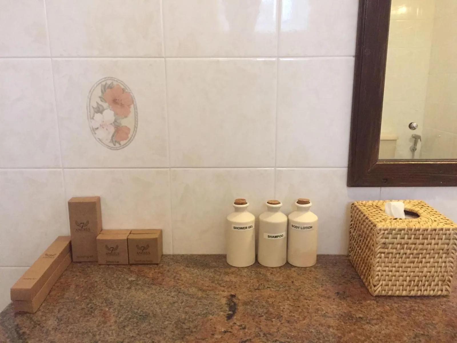 Bathroom in Grand Bungalow Nuwara Eliya by Seven Angels