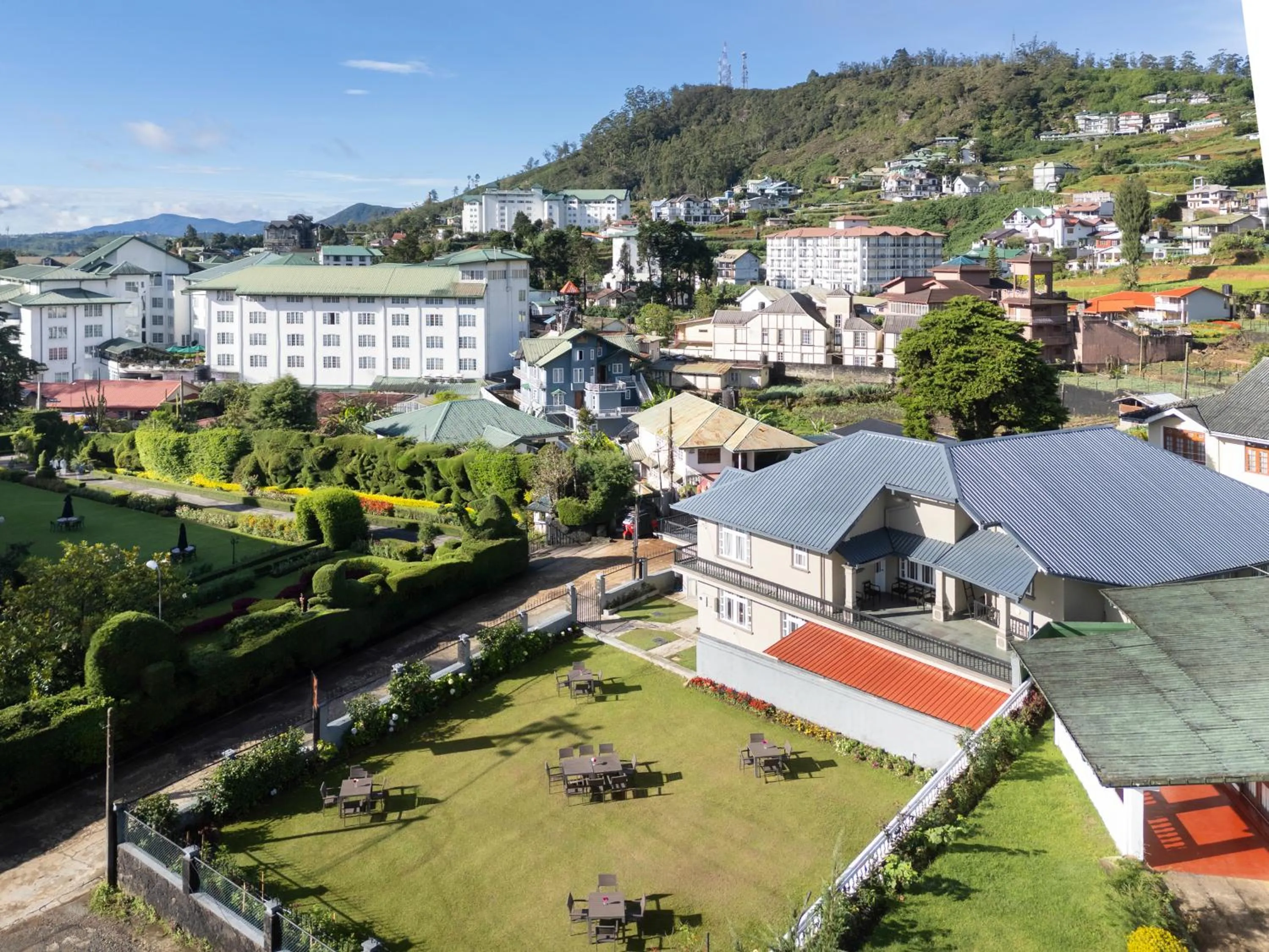 Property building in Grand Bungalow Nuwara Eliya by Seven Angels