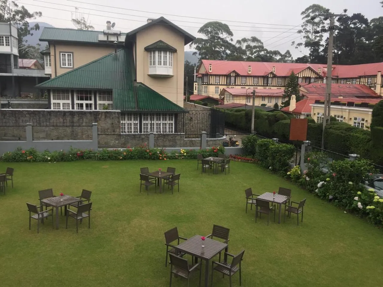 Restaurant/places to eat in Grand Bungalow Nuwara Eliya by Seven Angels