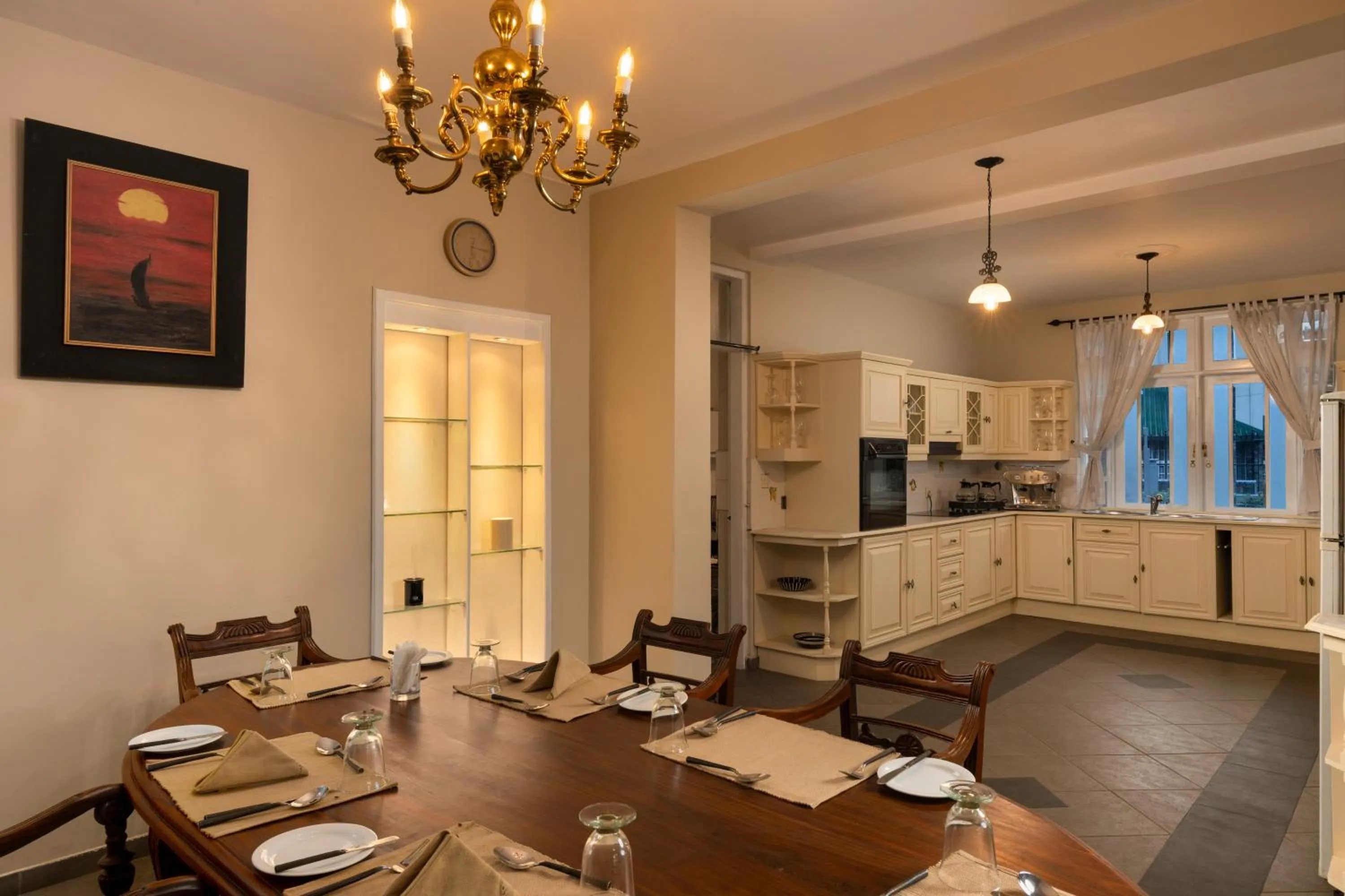 Restaurant/places to eat in Grand Bungalow Nuwara Eliya by Seven Angels