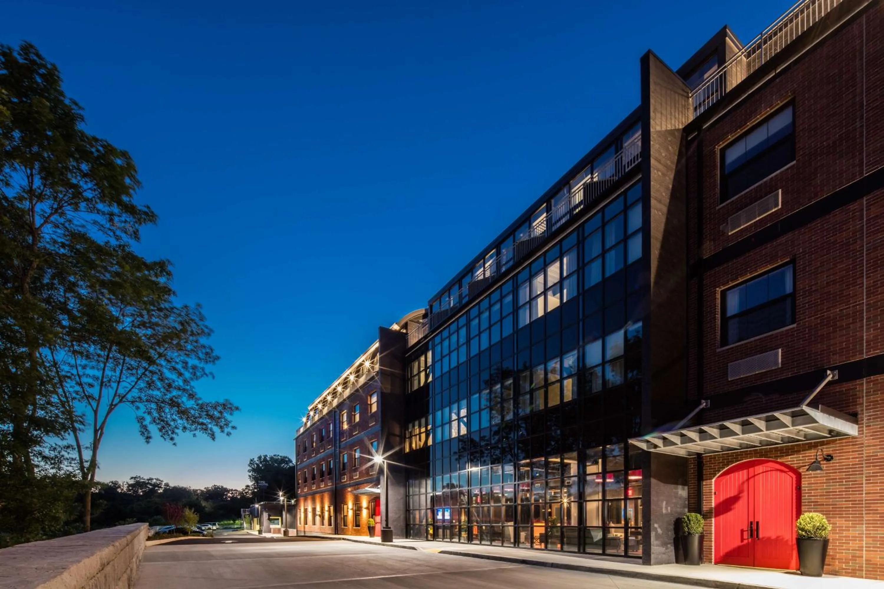 Property building in Hotel Nyack, a JdV by Hyatt Hotel