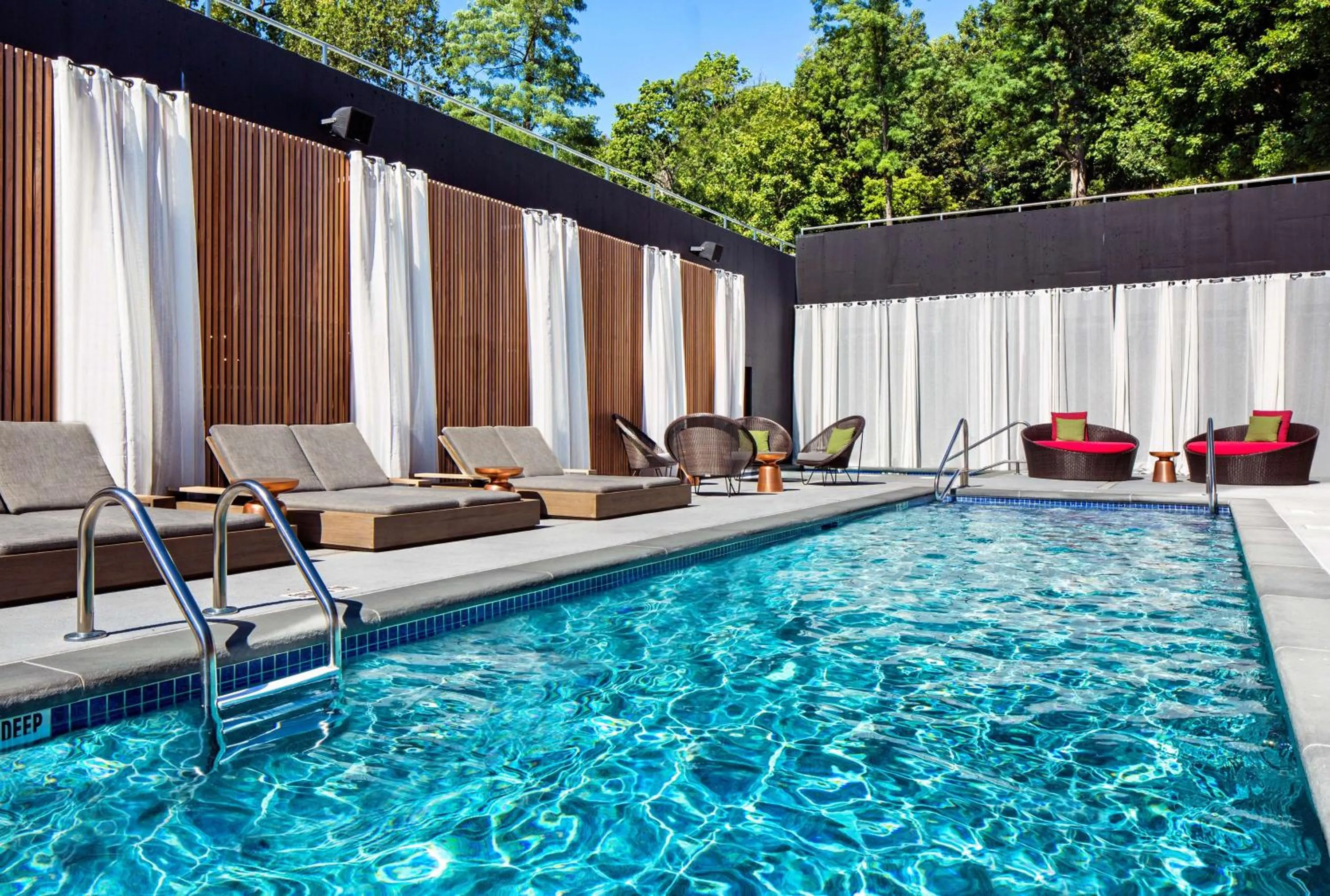 Swimming pool in Hotel Nyack, a JdV by Hyatt Hotel