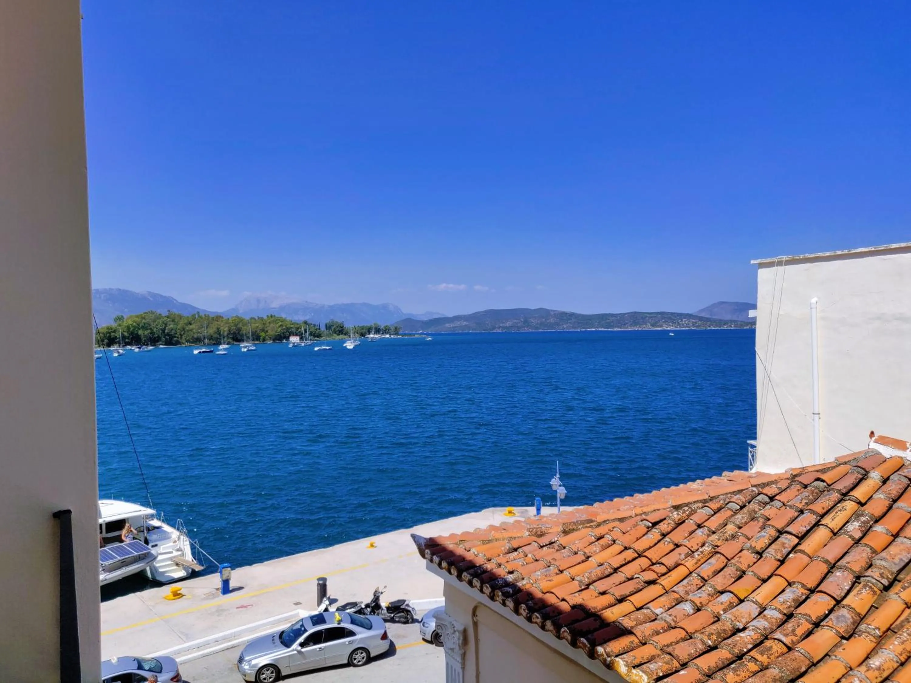 Balcony/Terrace in The Manessi City Boutique Hotel