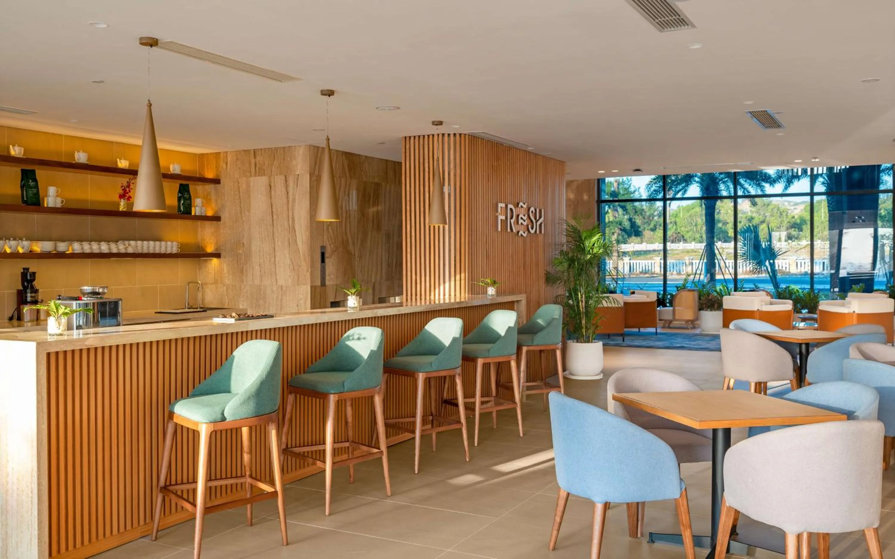 Lounge or bar in Radisson Resort Mui Ne