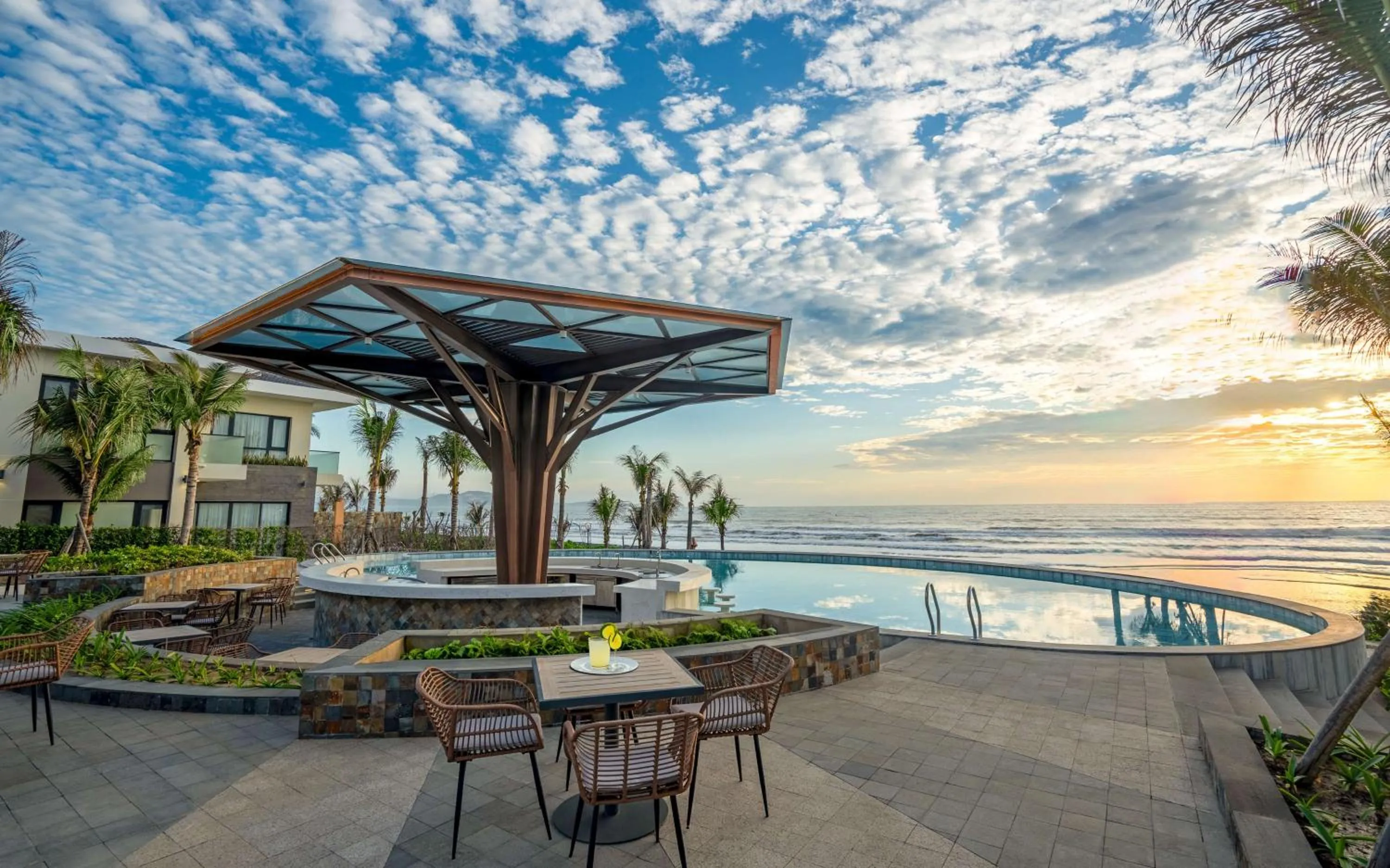 Lounge or bar in Radisson Resort Mui Ne