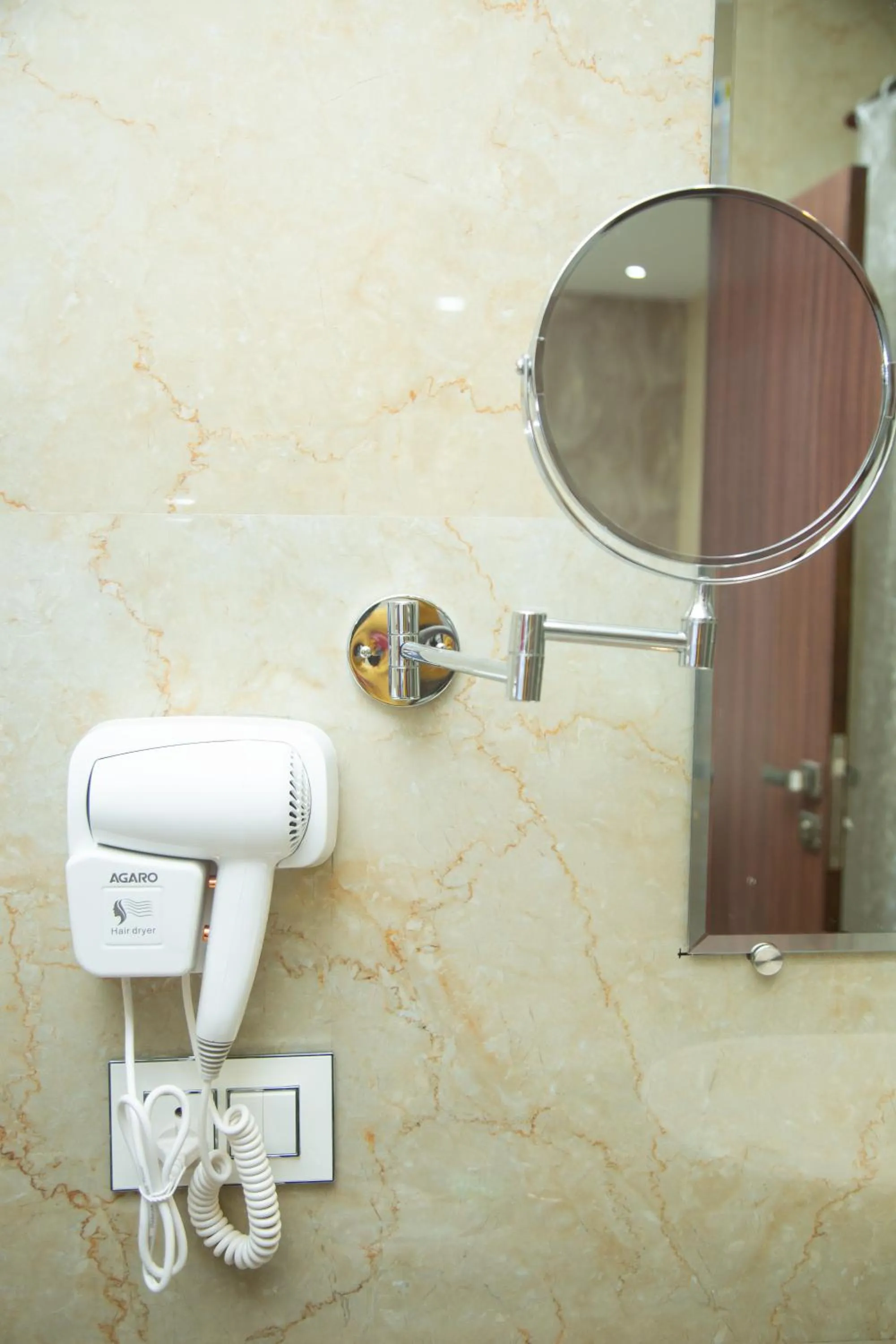 Shower in Park Eastern Hotel