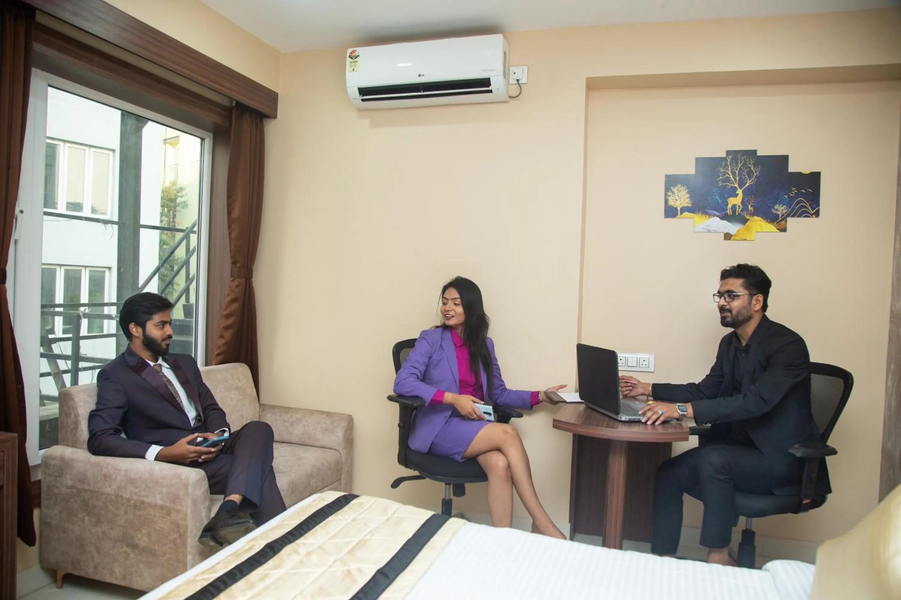 TV and multimedia in Park Eastern Hotel