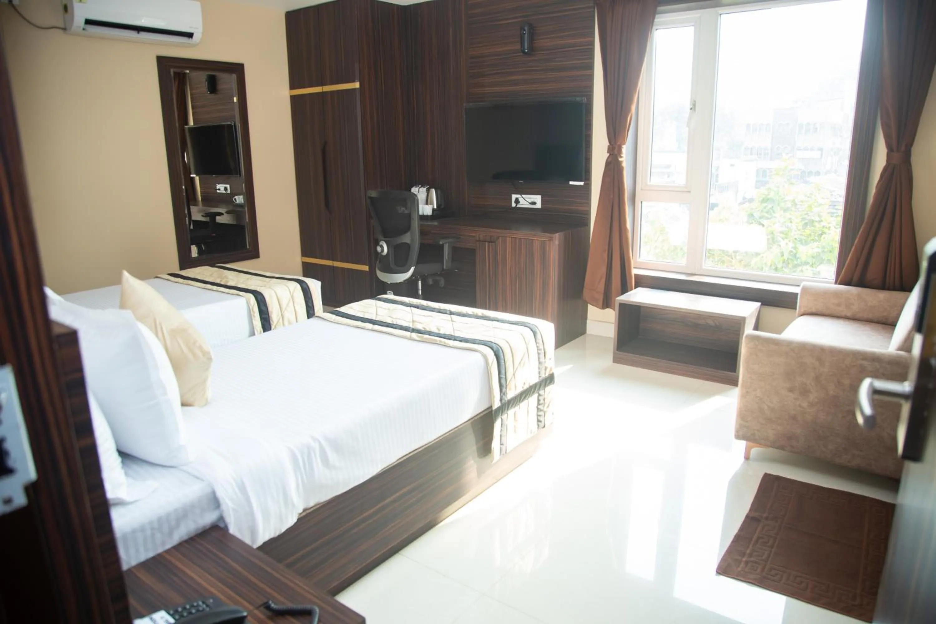 TV and multimedia, Bed in Park Eastern Hotel