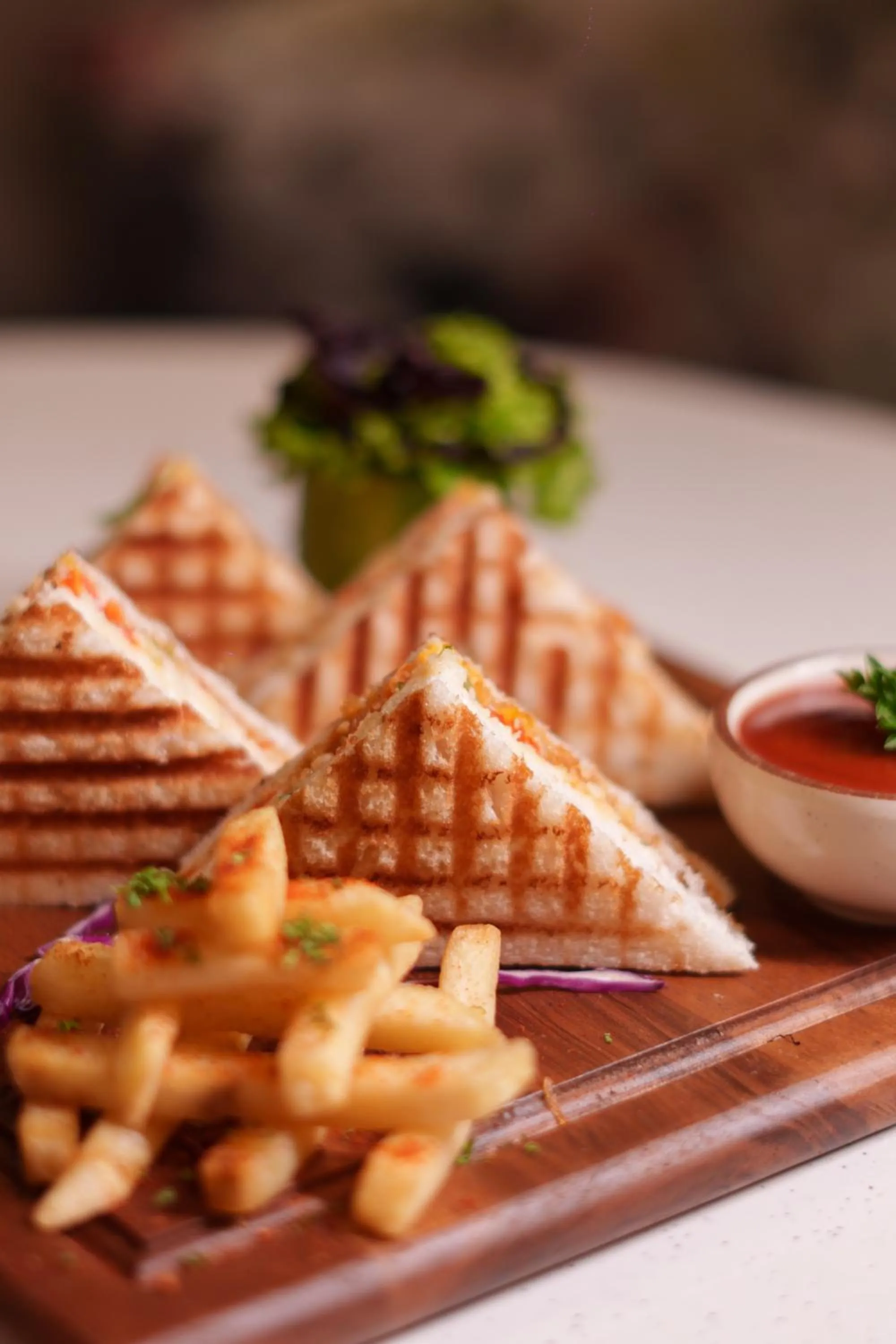 Restaurant/places to eat in Park Eastern Hotel