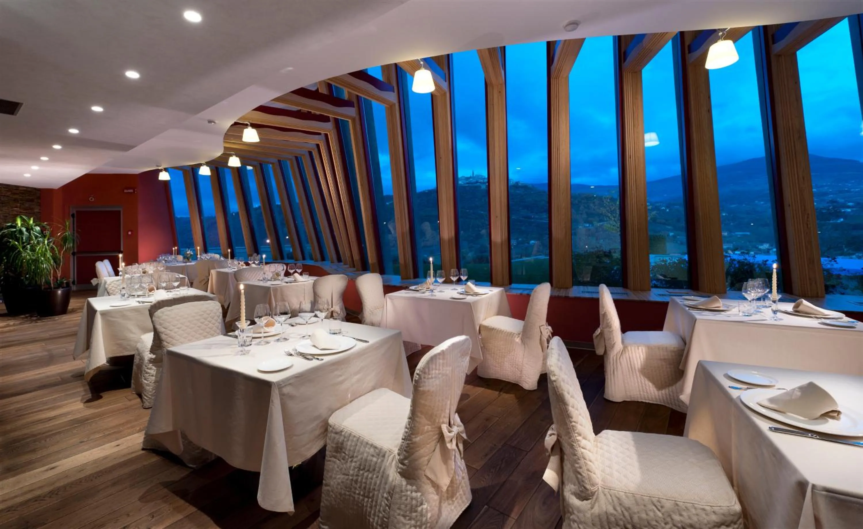 Restaurant/places to eat in Bouganville Hill Resort & Wellness Space