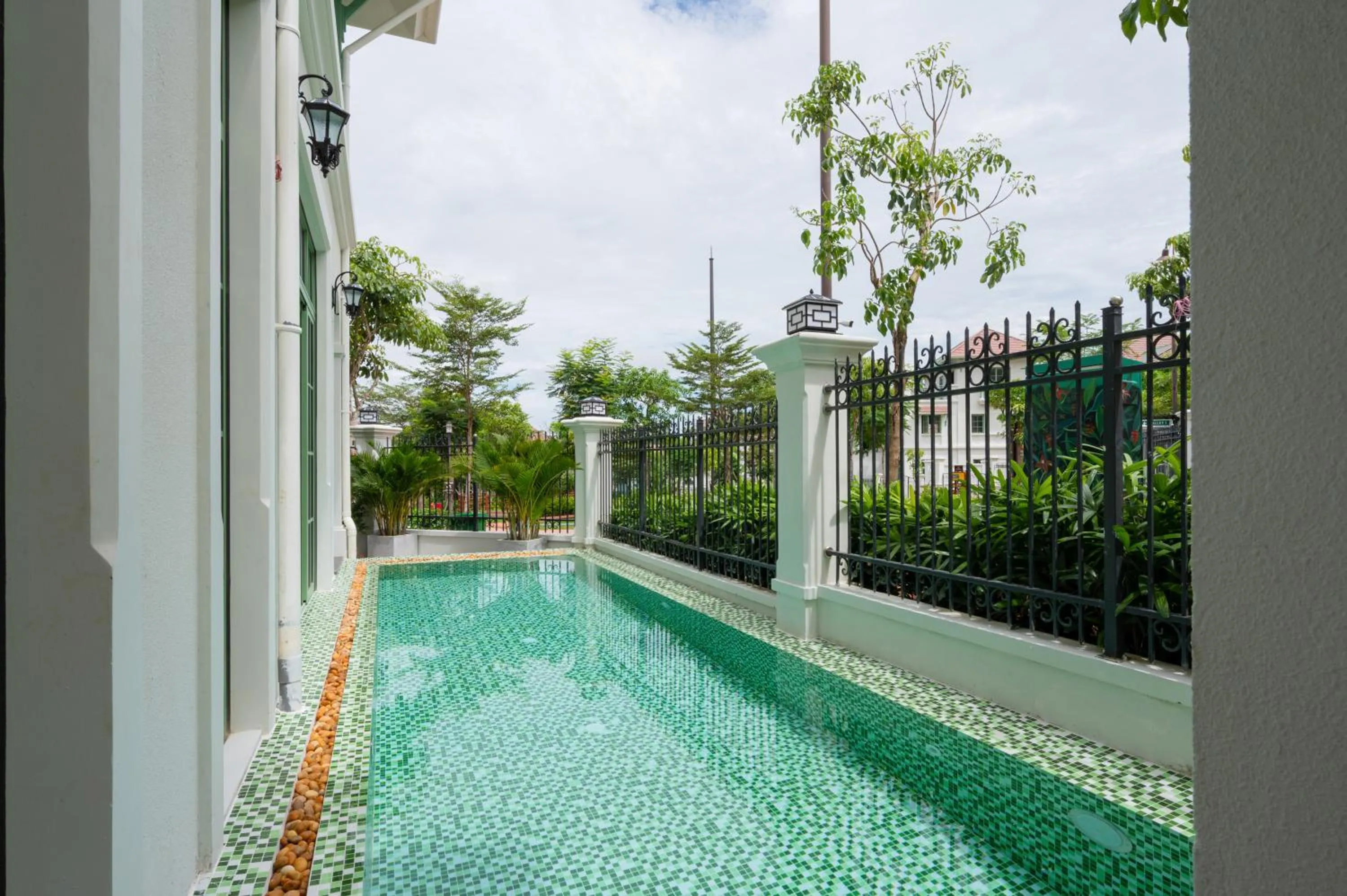 Swimming pool in La isla Apartments & Villas - Sea View & Fireworks Phu Quoc