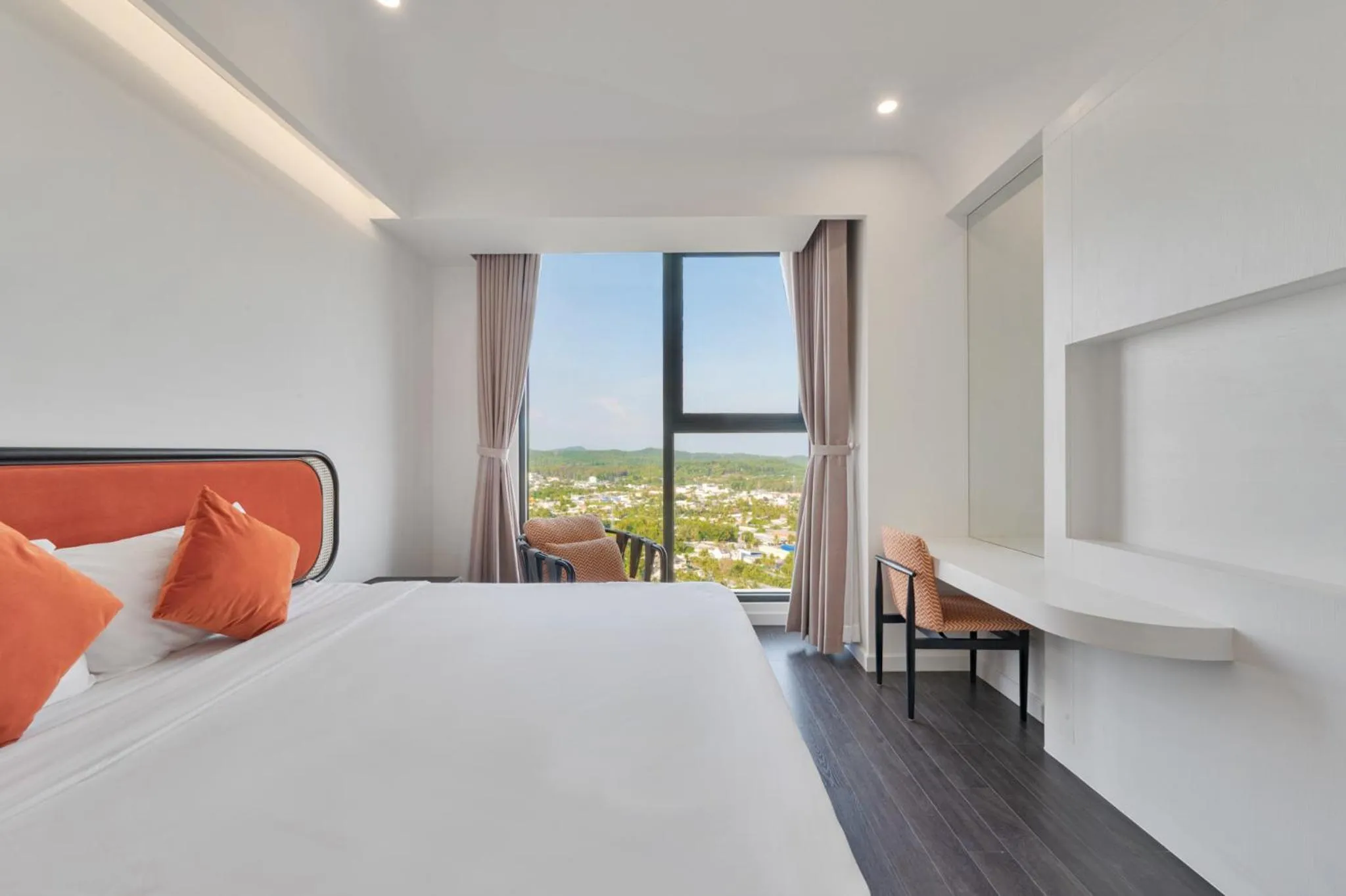 Bedroom, Bed in La isla Apartments & Villas - Sea View & Fireworks Phu Quoc