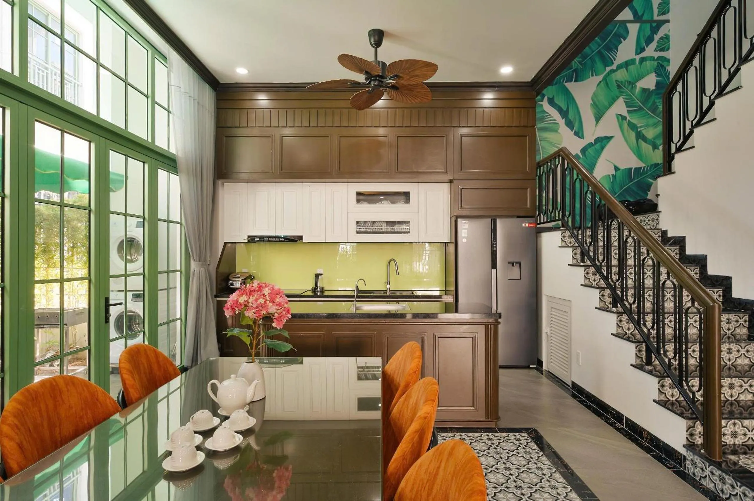 Kitchen or kitchenette in La isla Apartments & Villas - Sea View & Fireworks Phu Quoc