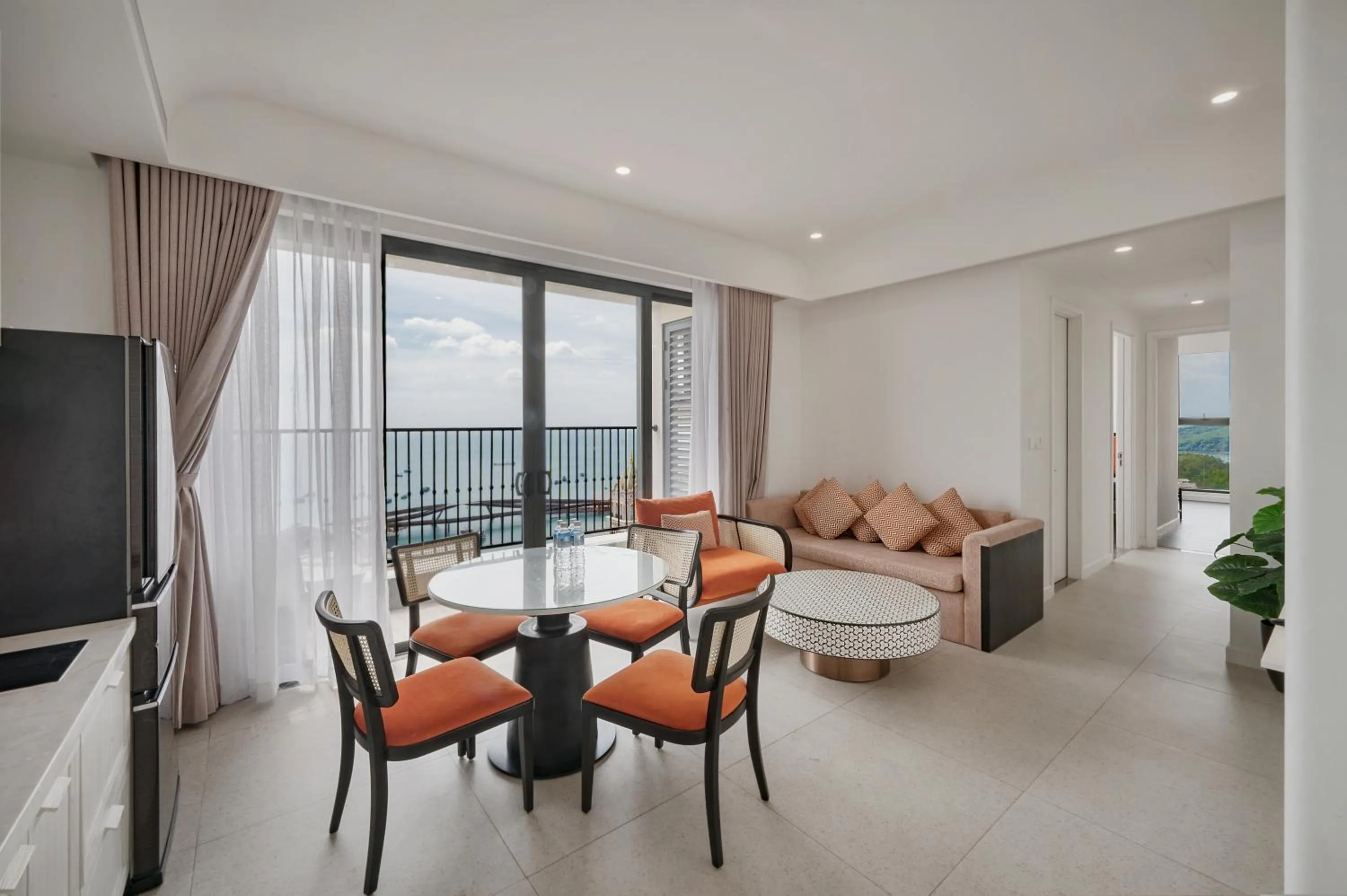 Balcony/Terrace in La isla Apartments & Villas - Sea View & Fireworks Phu Quoc