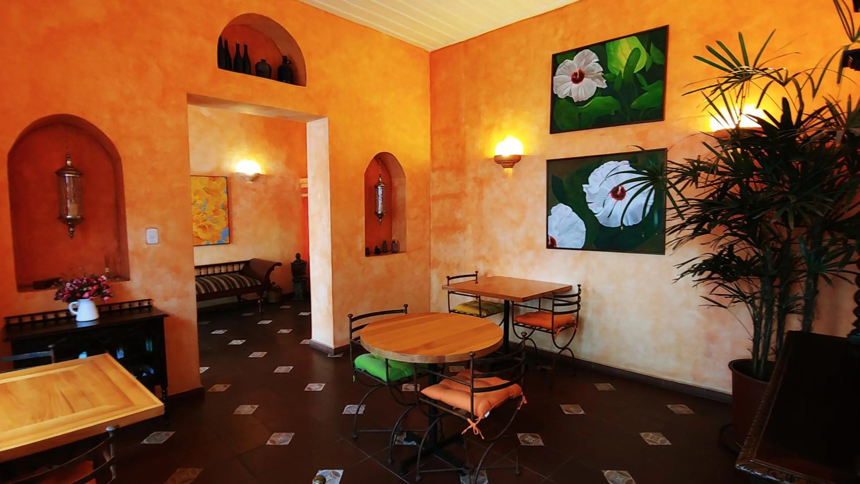 Seating area in Hotel Boutique Casa Montalvo Cuenca