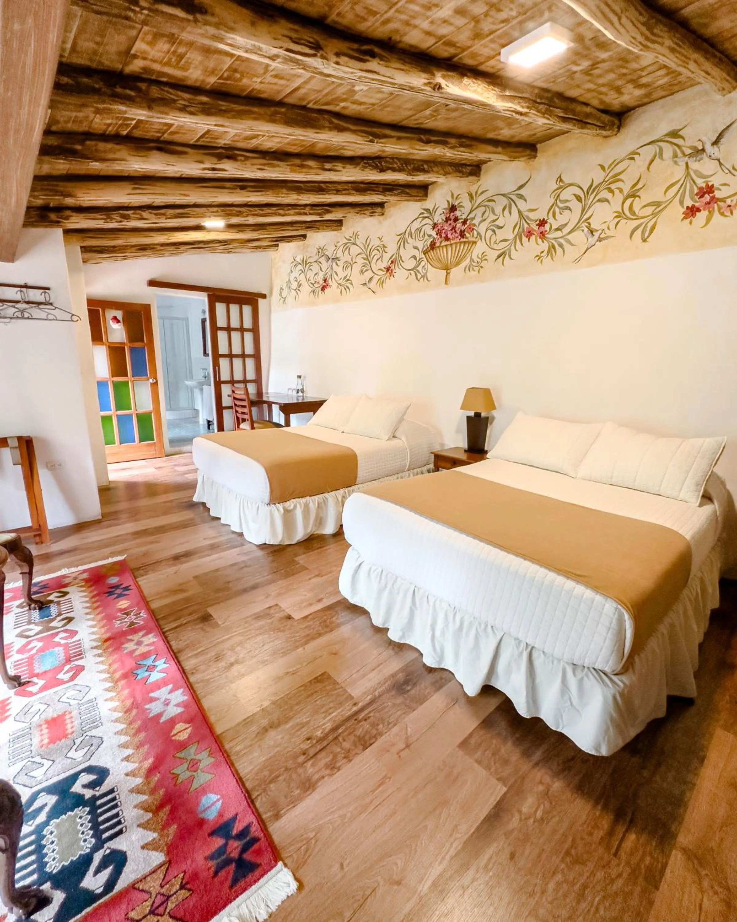 Bed in Hotel Boutique Casa Montalvo Cuenca