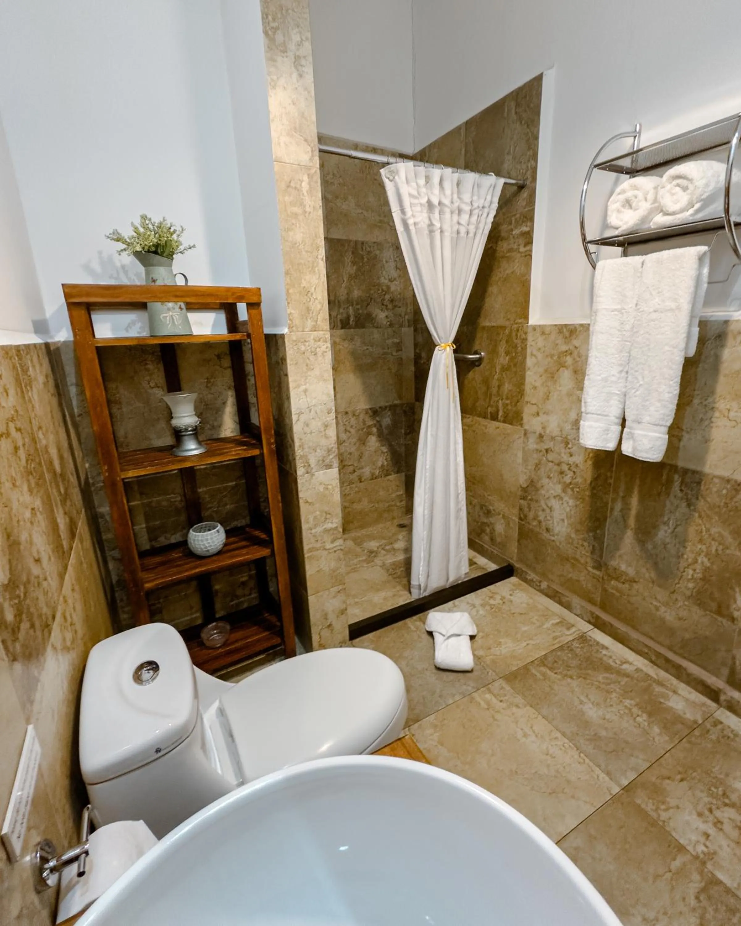 Bathroom in Hotel Boutique Casa Montalvo Cuenca