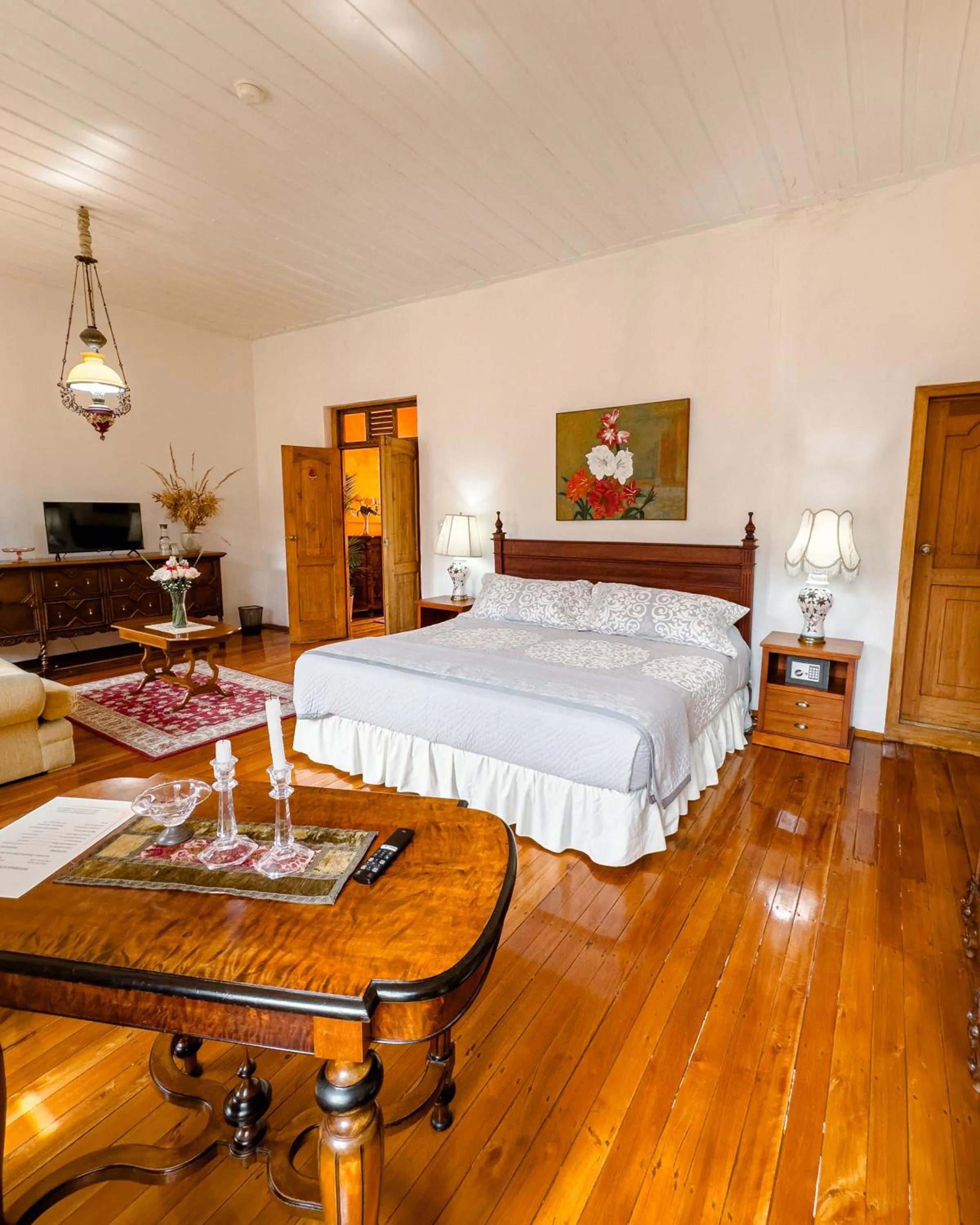 Bed in Hotel Boutique Casa Montalvo Cuenca