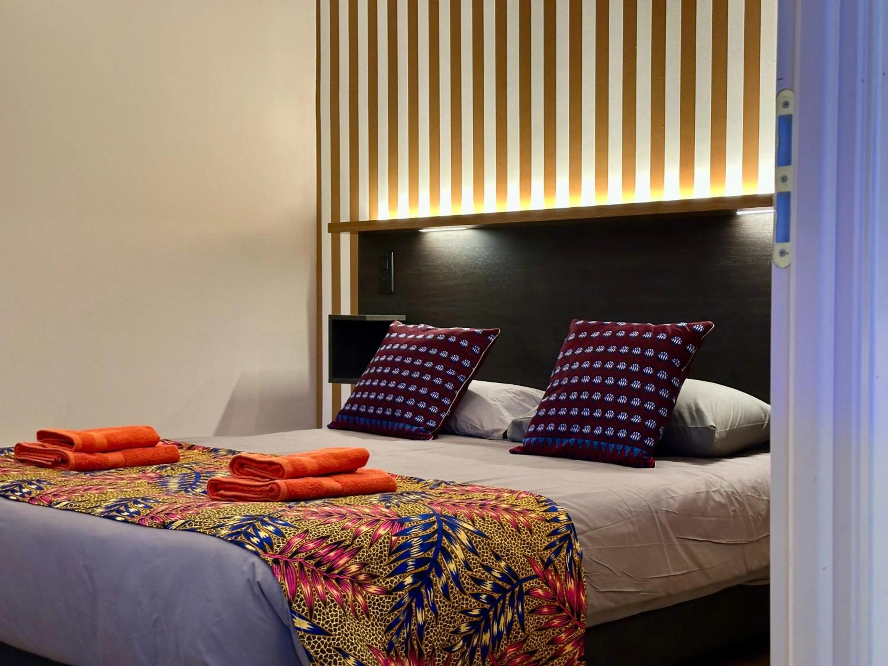 Bedroom, Bed in Smartappart Niort