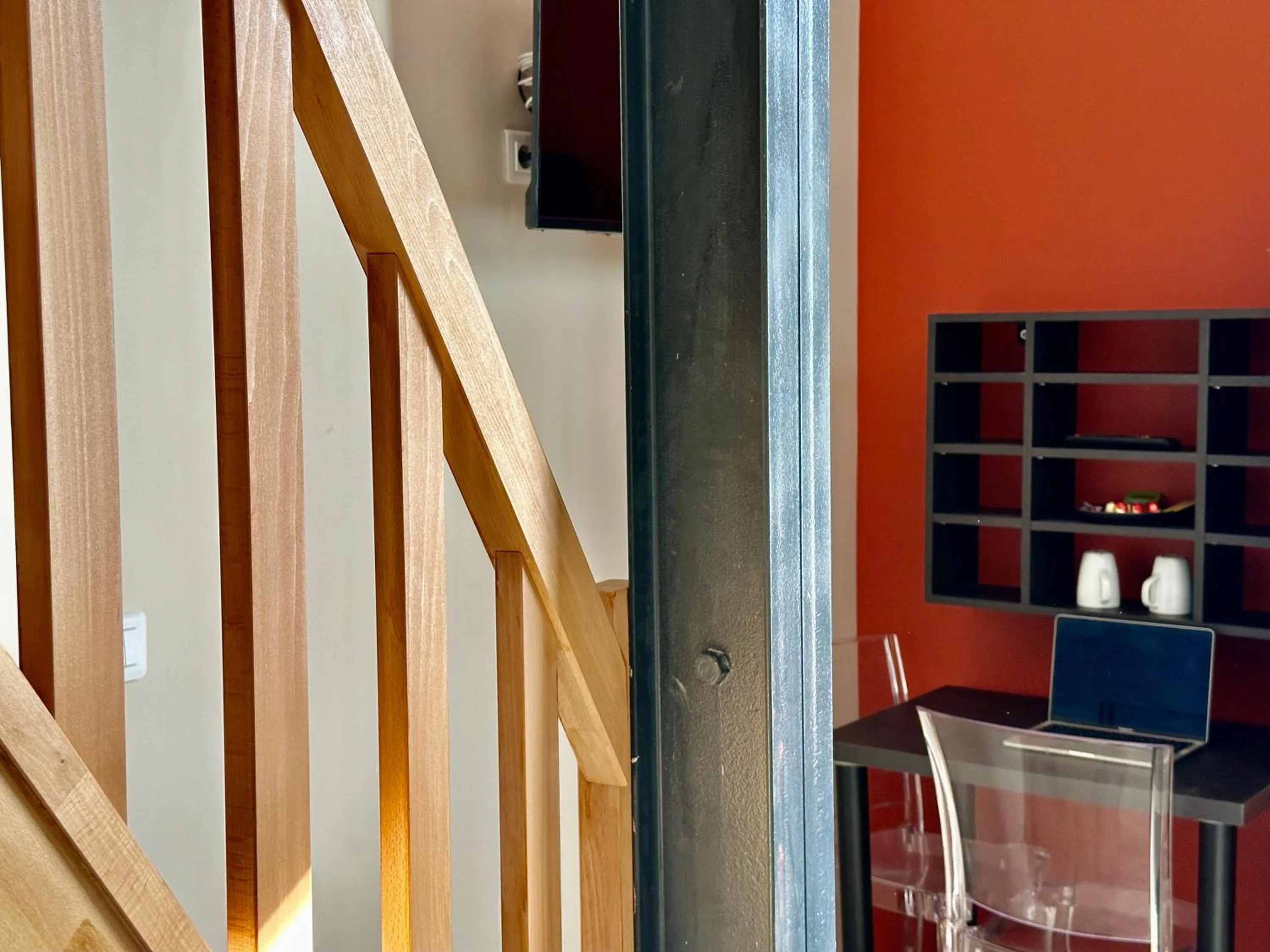 Dining area in Smartappart Niort