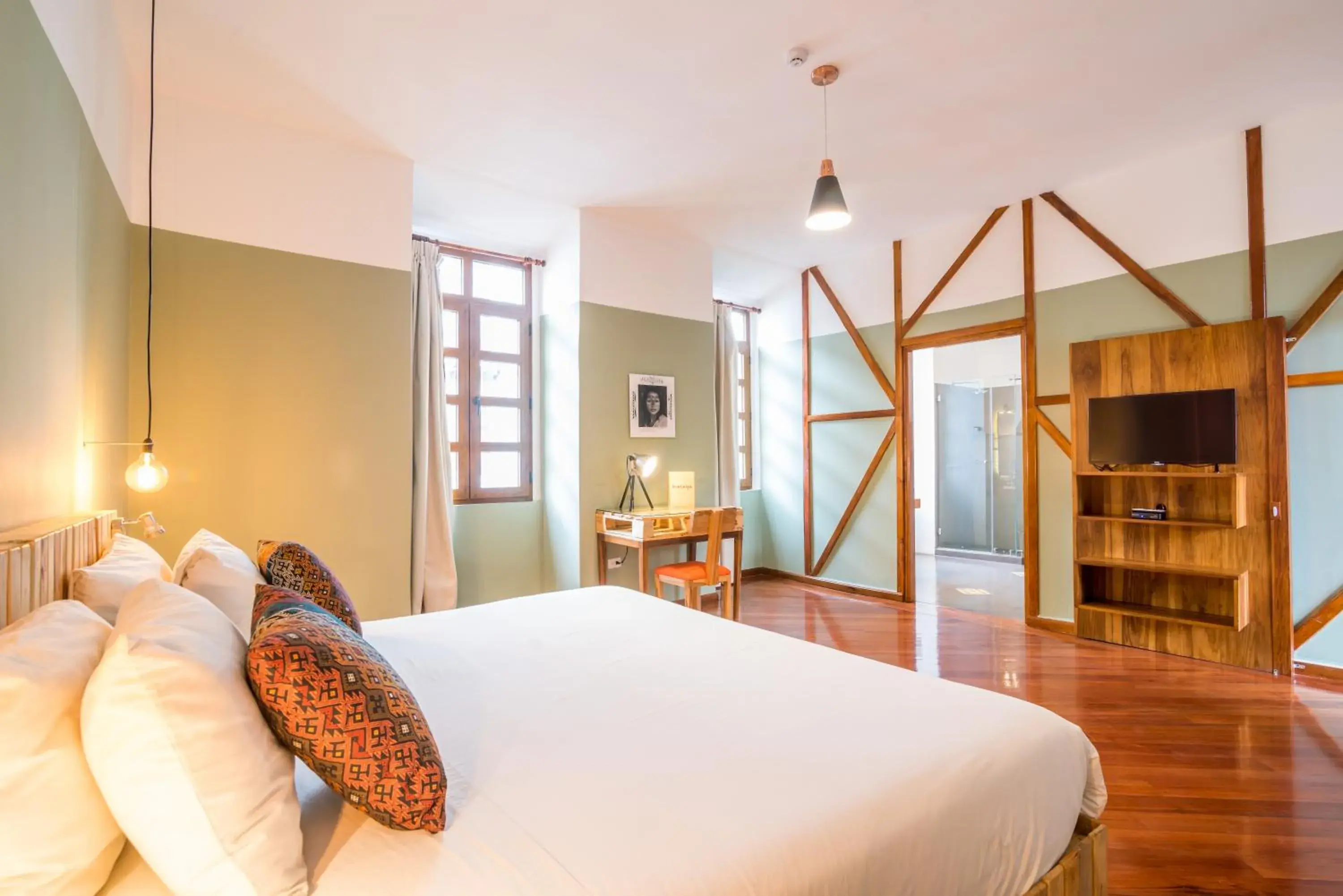 Superior Double Room in Viajero Quito Hostel Superior Double Room in Viajero Quito Hostel