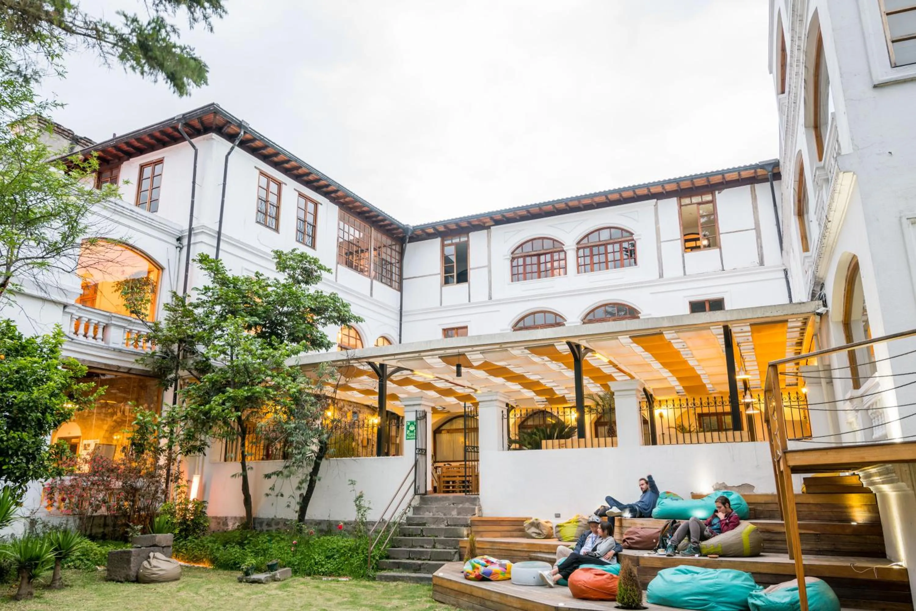 People in Viajero Quito Hostel
