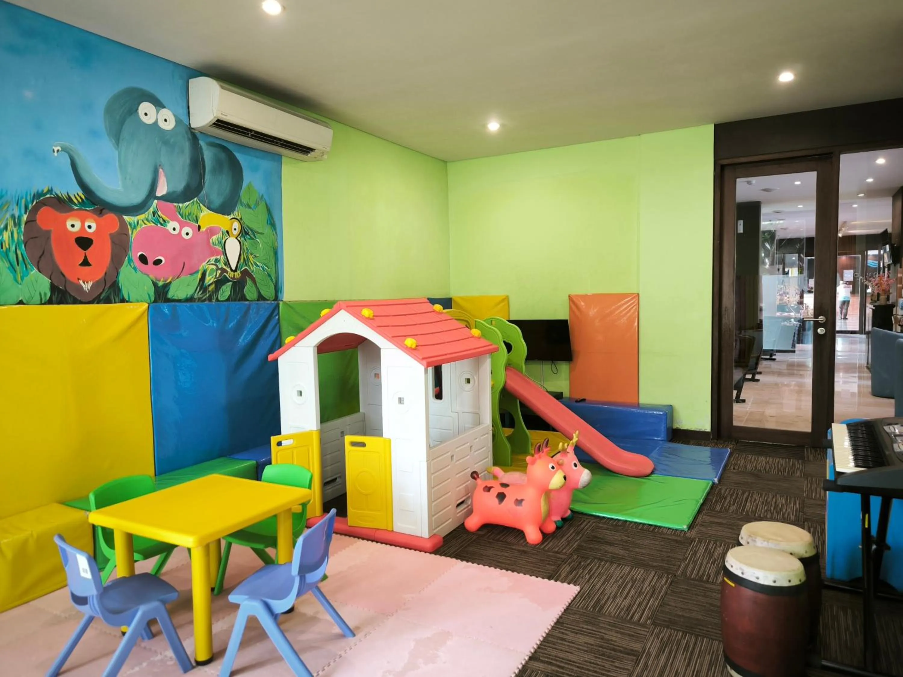 Kids's club in Watermark Hotel & Spa Bali