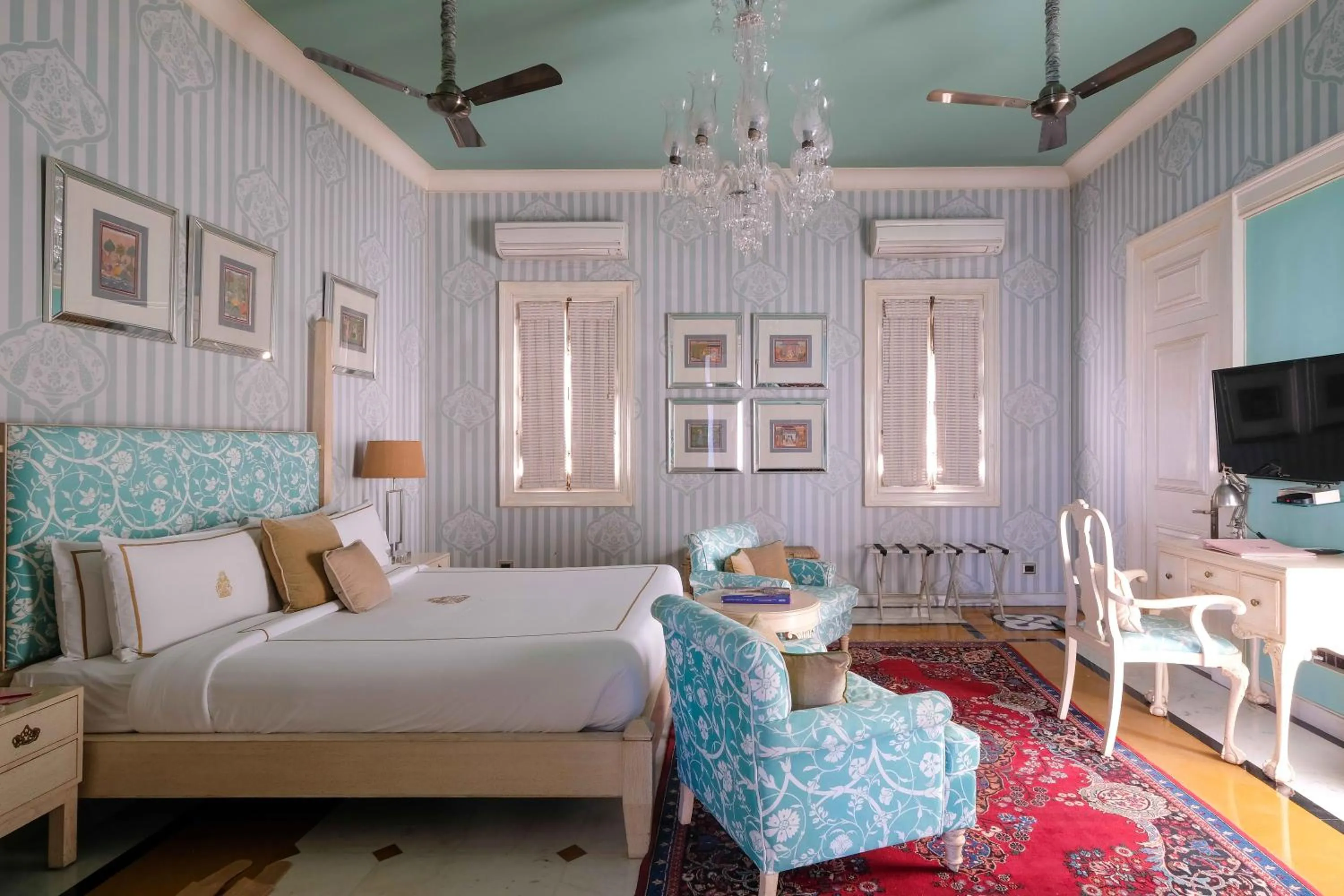 Bedroom, Bed in Rajmahal Palace RAAS