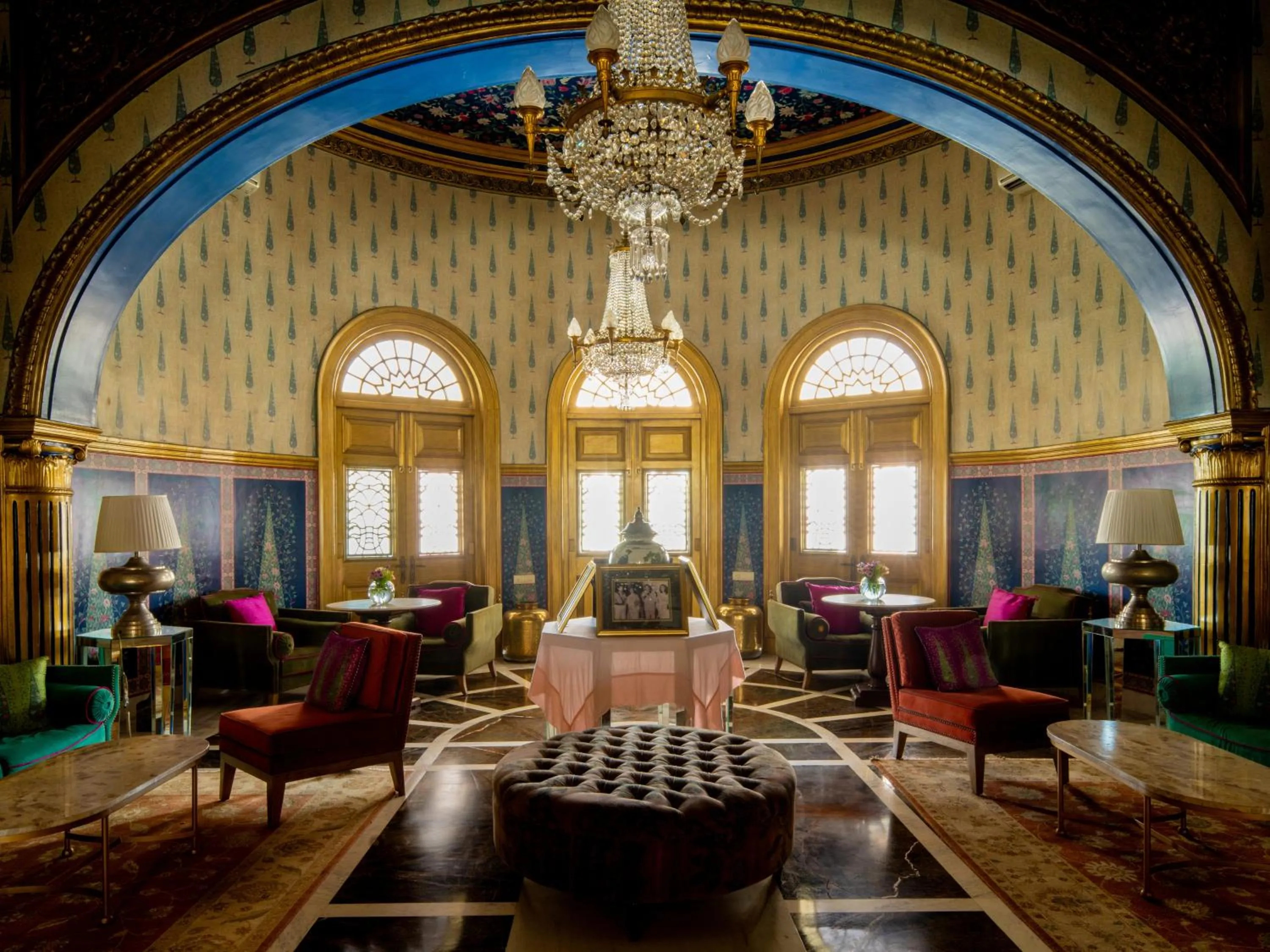 Lounge or bar in Rajmahal Palace RAAS