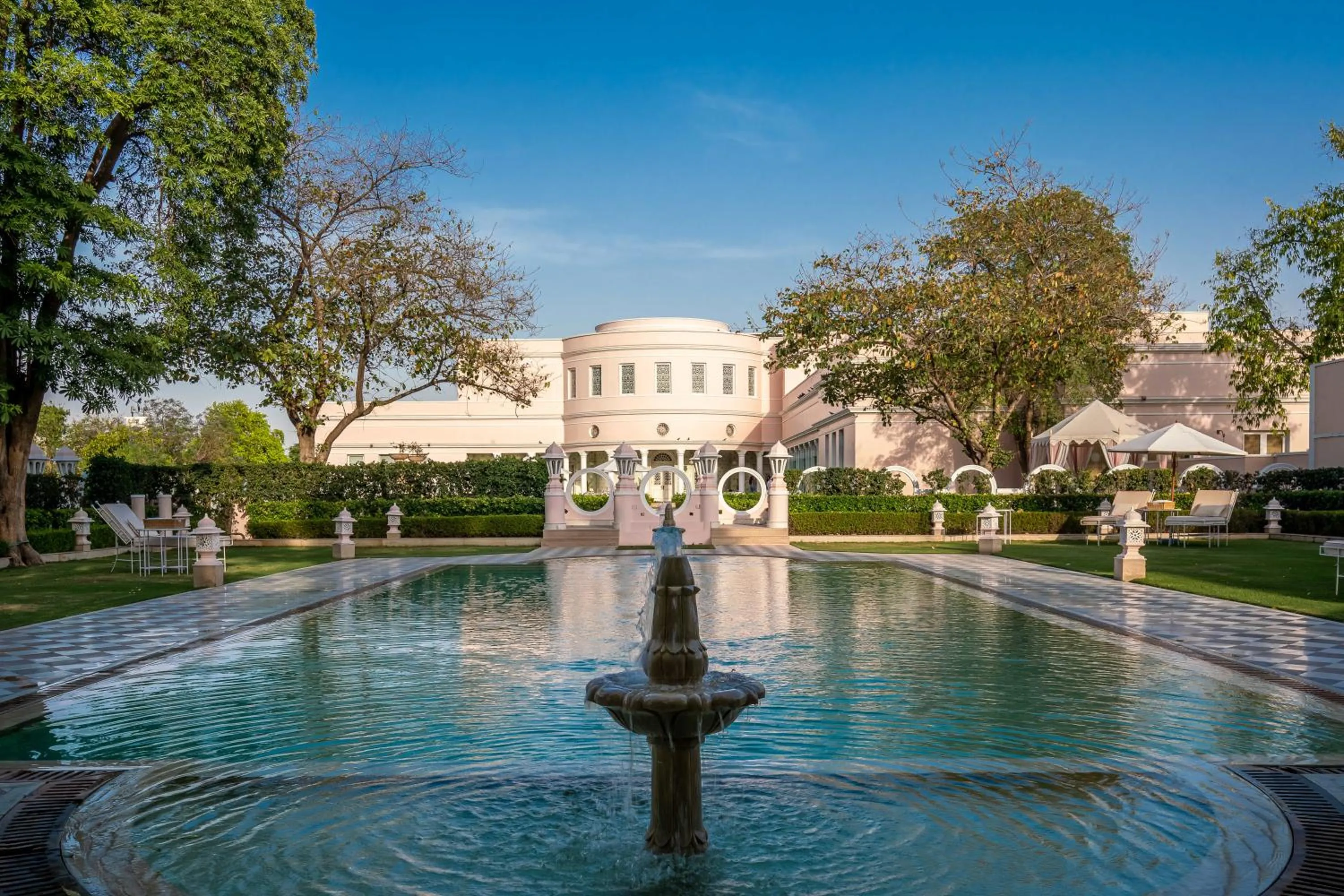 Swimming pool in Rajmahal Palace RAAS
