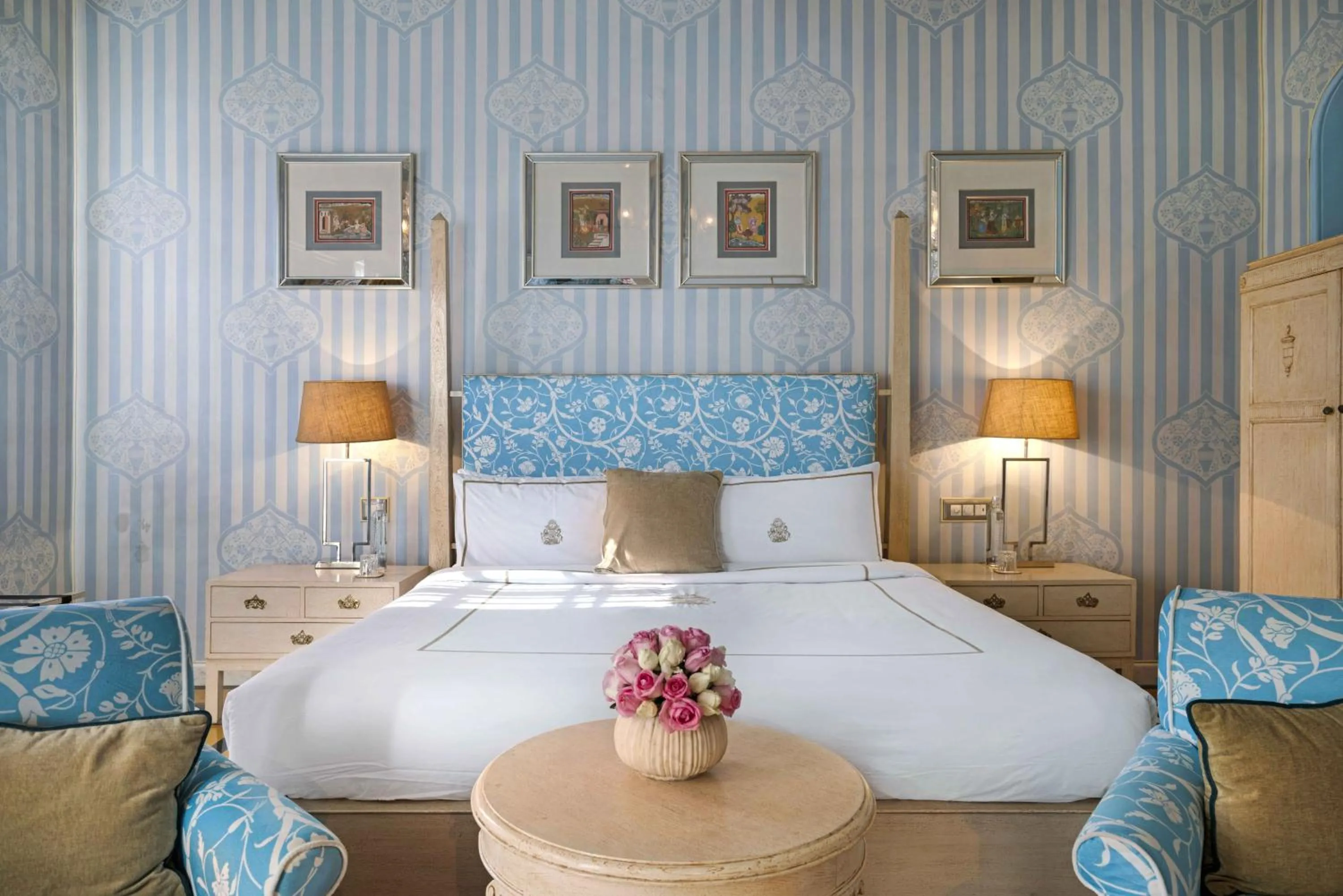 Bedroom, Bed in Rajmahal Palace RAAS