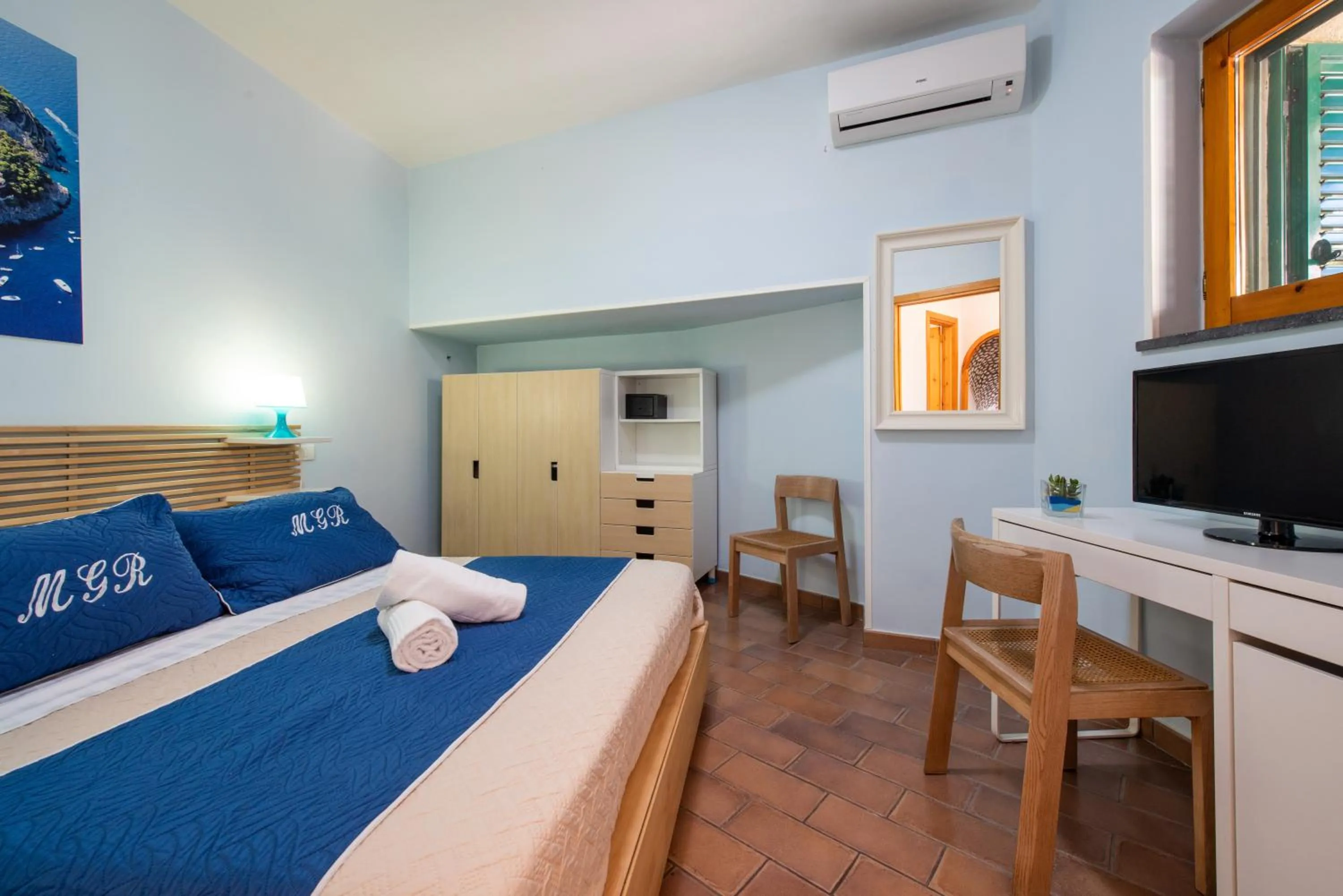 Bed in Marina Grande Residence & SPA