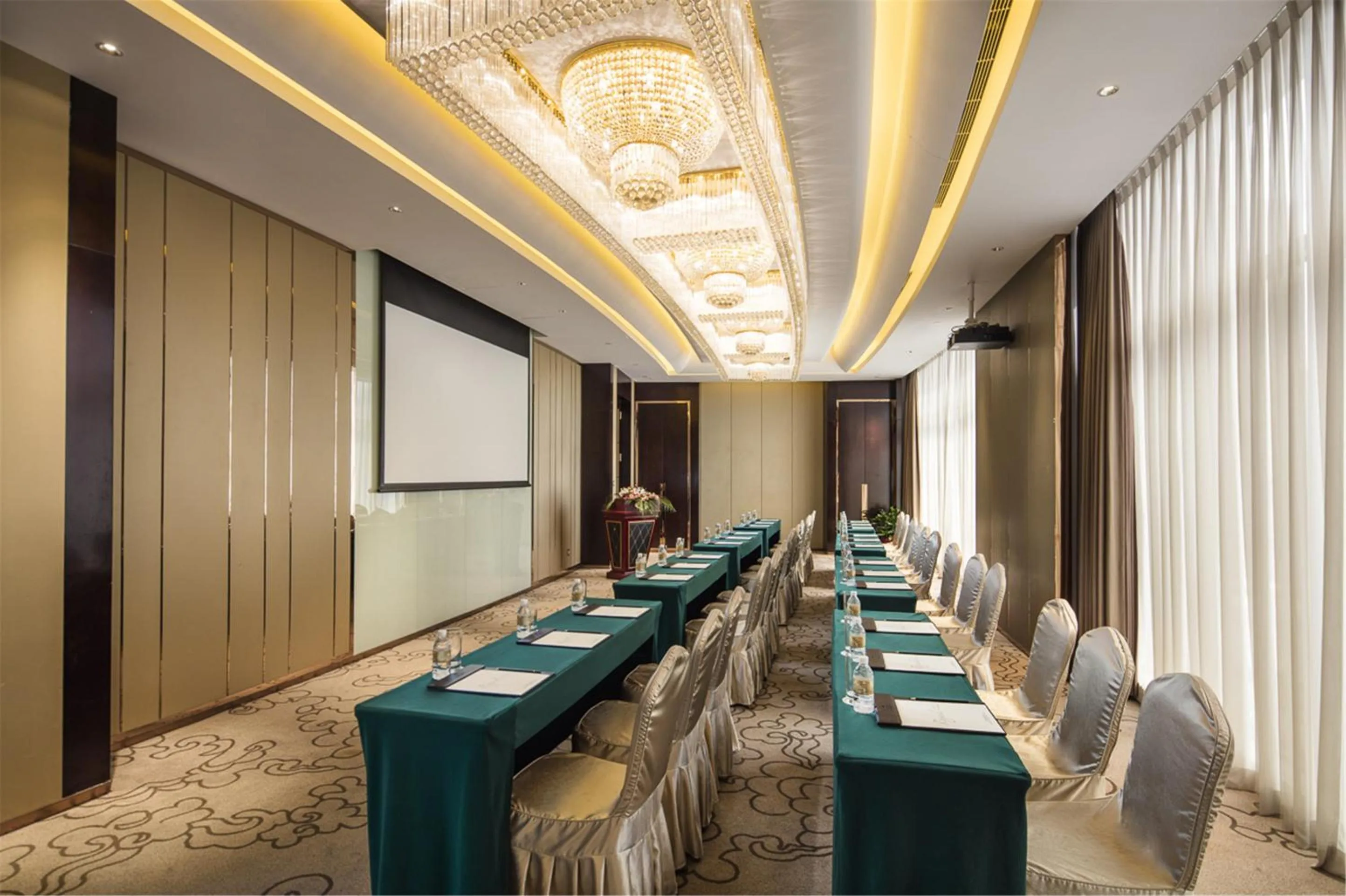 Meeting/conference room in Royal Century Hotel Shanghai