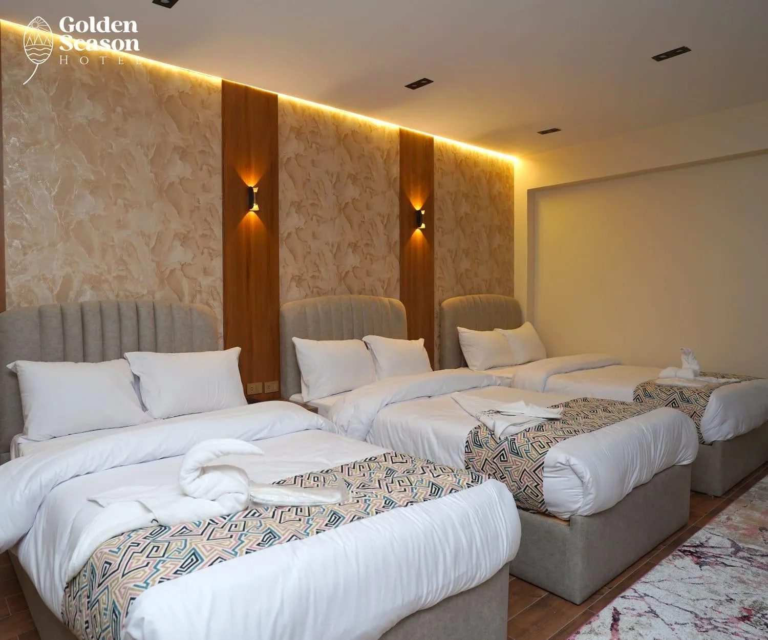 Bed in Golden Season Hotel