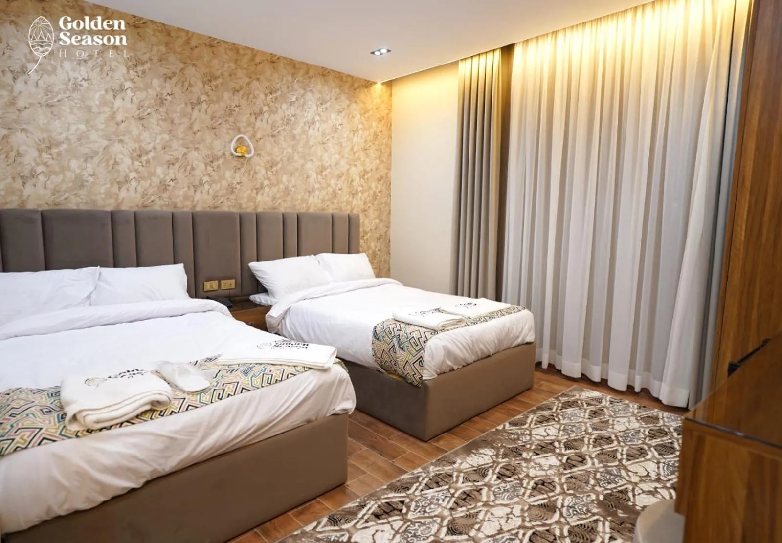 Bed in Golden Season Hotel