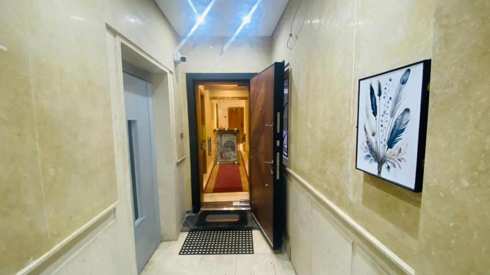 Facade/entrance in Golden Season Hotel