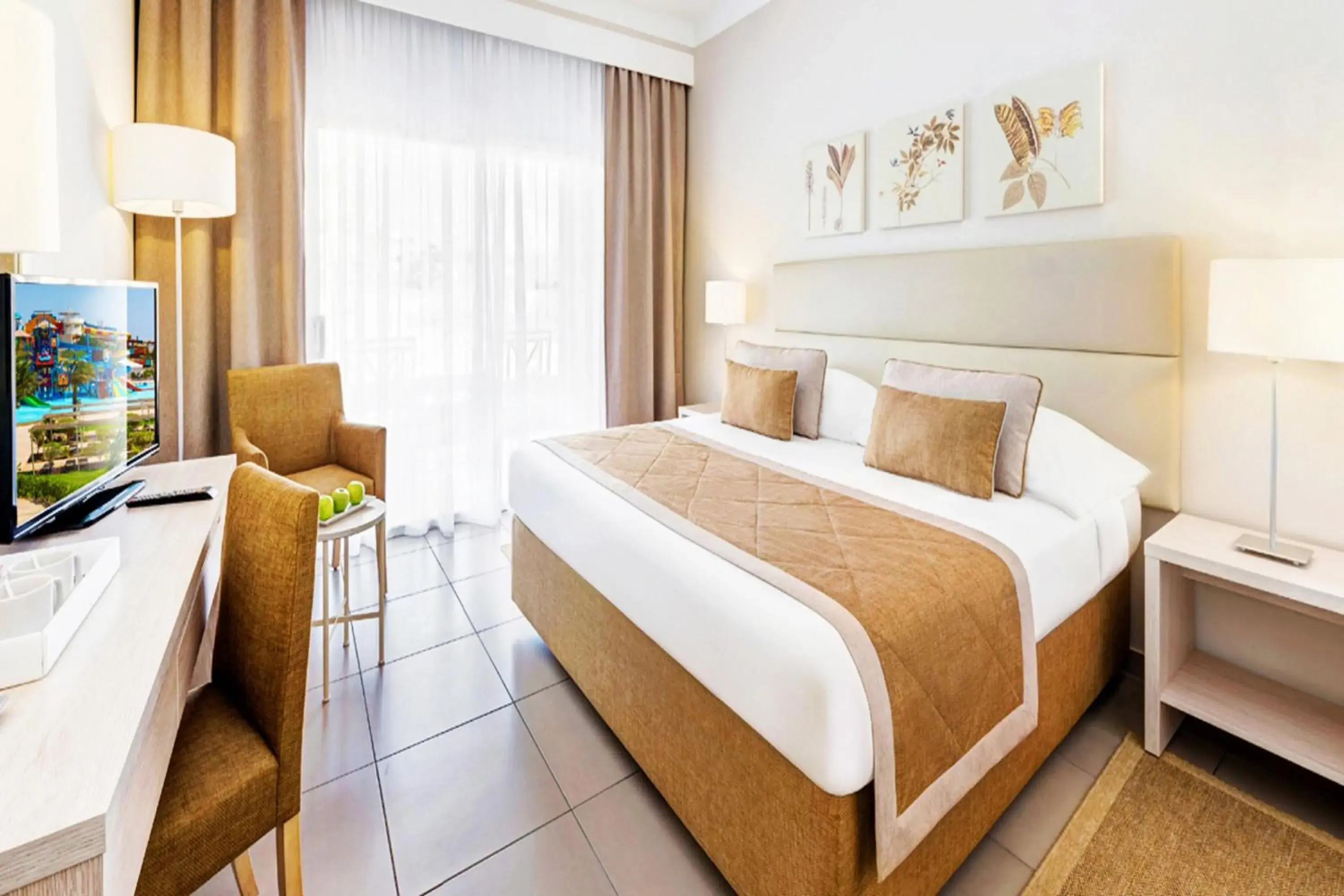 Superior Queen or Twin Room - Swim up in JAZ Aquaviva Superior Queen or Twin Room - Swim up in JAZ Aquaviva