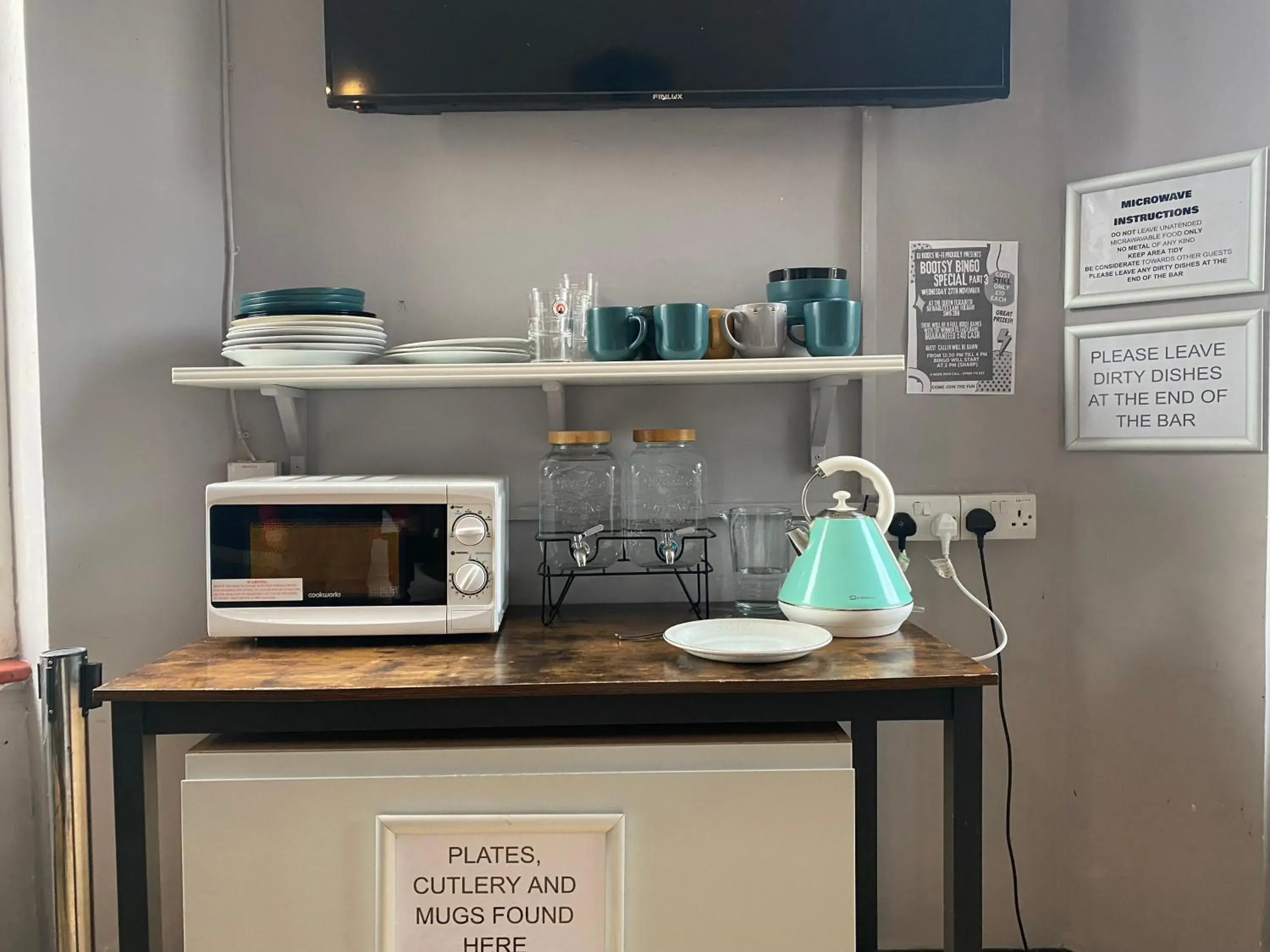 Bed in 6-Bed Female Dormitory Room in Queen Elizabeth Hostel Bed in 6-Bed Female Dormitory Room in Queen Elizabeth Hostel