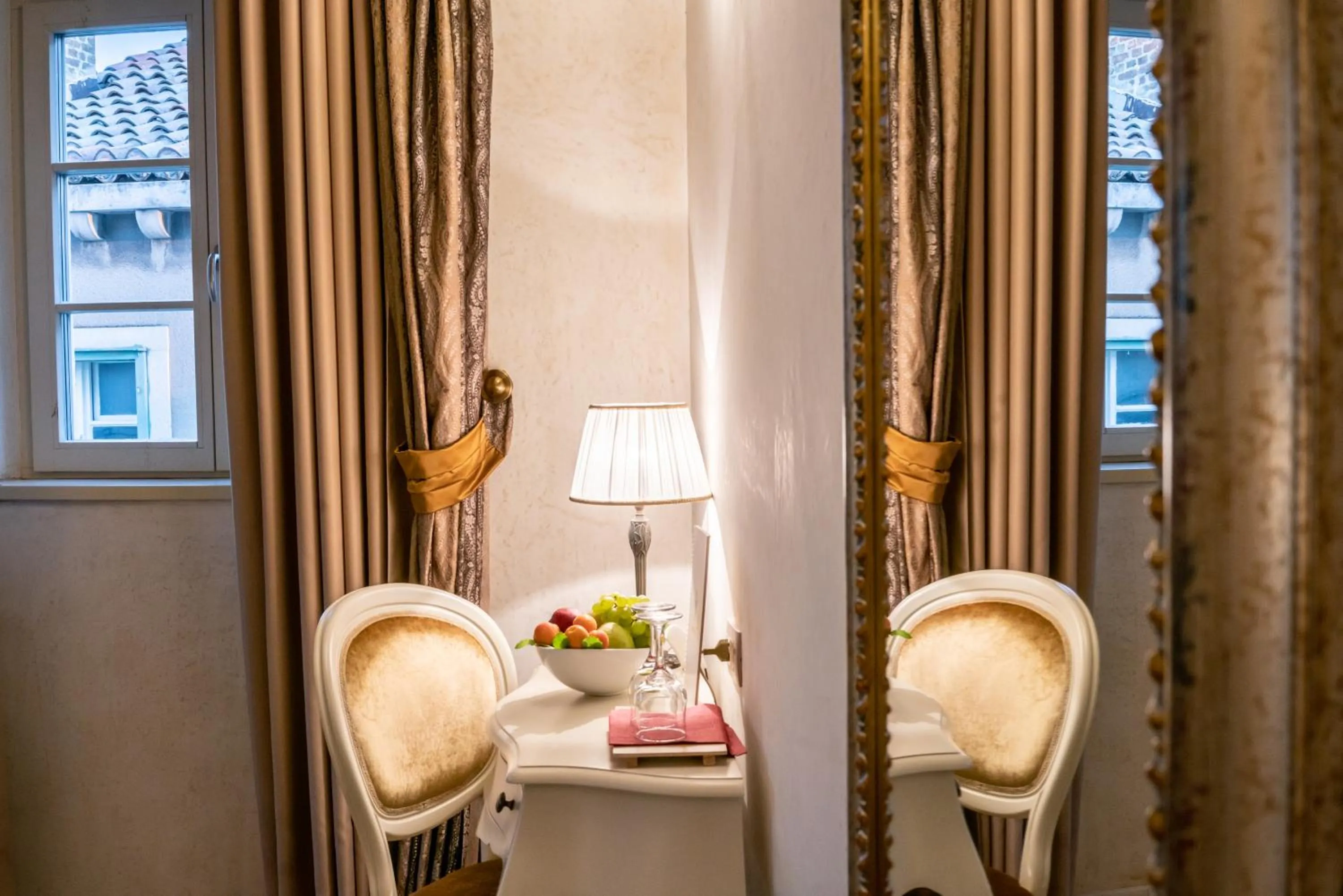 Decorative detail in Heritage Hotel Life Palace