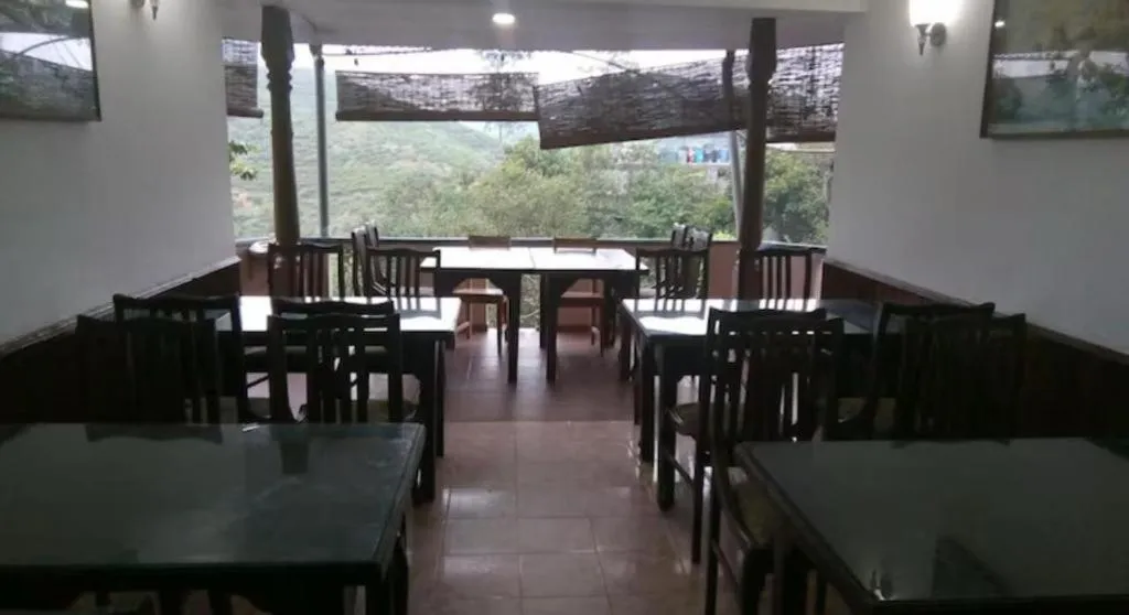 Hill View Hotel Hatton