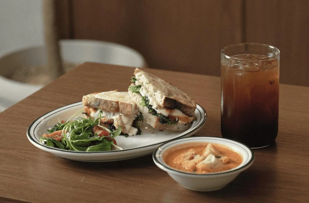 Restaurant/places to eat in UH FLAT Signature GANGNAM