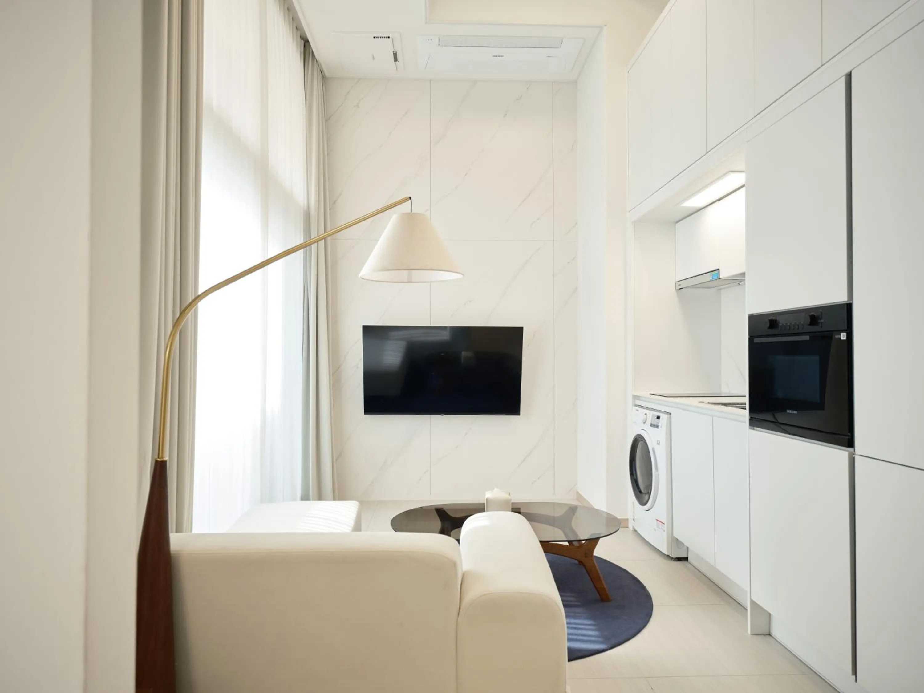 UH FLAT Signature GANGNAM